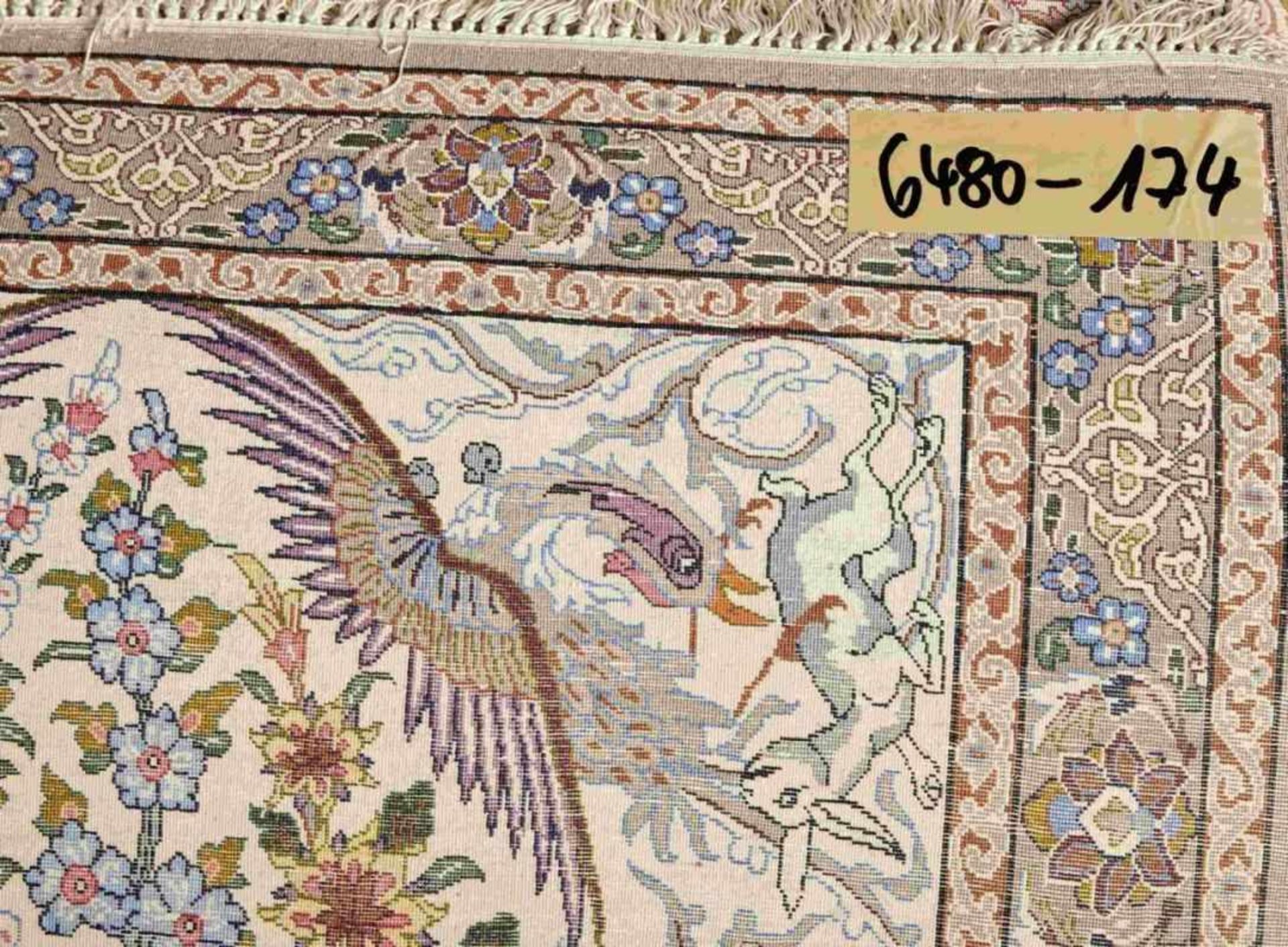 IsfahanIran, 20th c.In soft shades of brown, violet and blue, border with arabesques and flowers, - Bild 3 aus 3