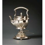 Samovar with RechaudBremen, Koch & Bergfeld - around 1900For court jeweller Heisler in Mannheim. Jug