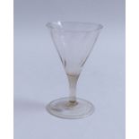 Small goblet à la façon de Venise17th c.Disc foot with tear-off and rim turned down, the spirally