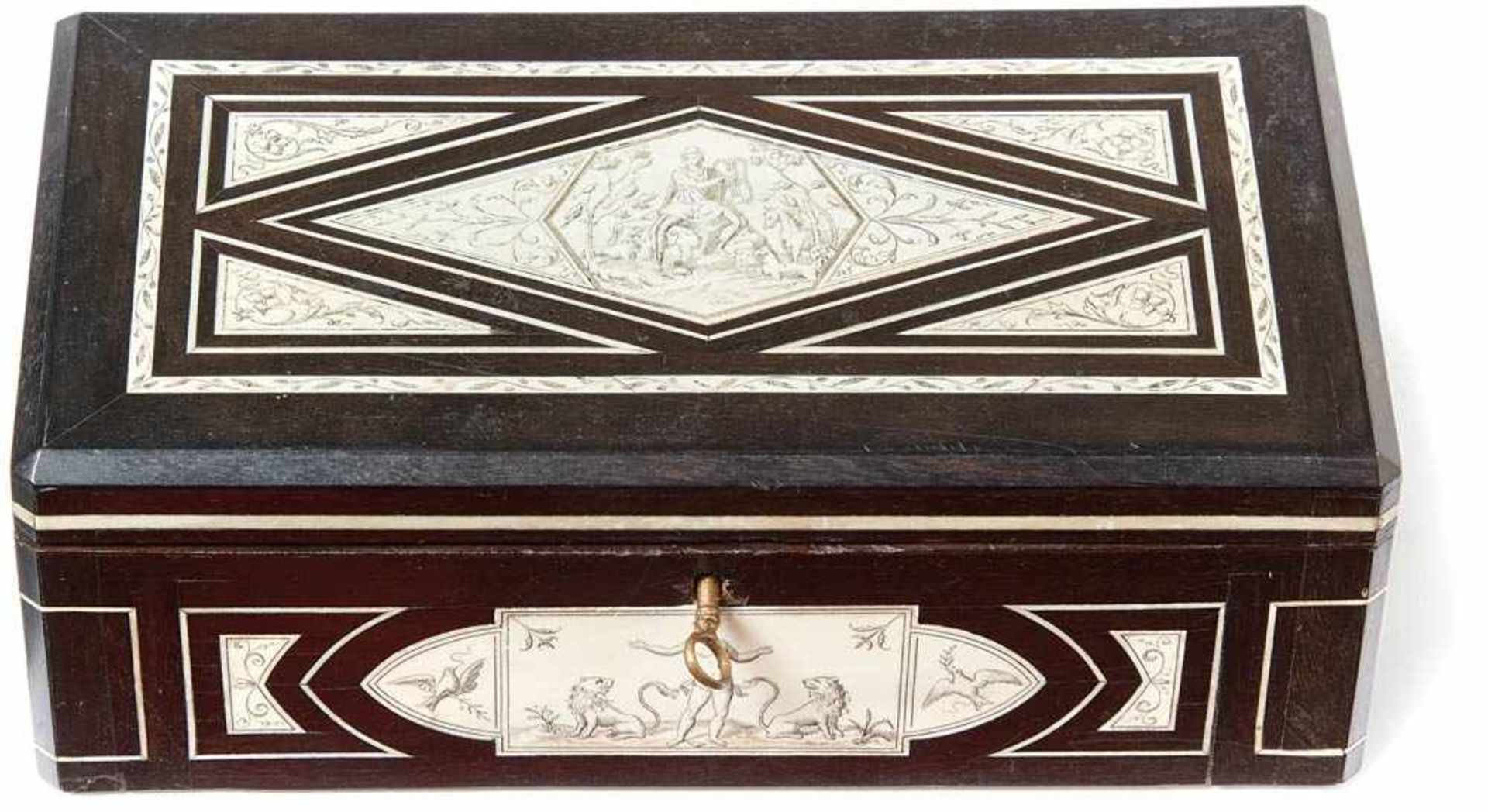 Small casketItaly, early 19th centuryRectangular corpus, ribbon inlays on all sides and picture