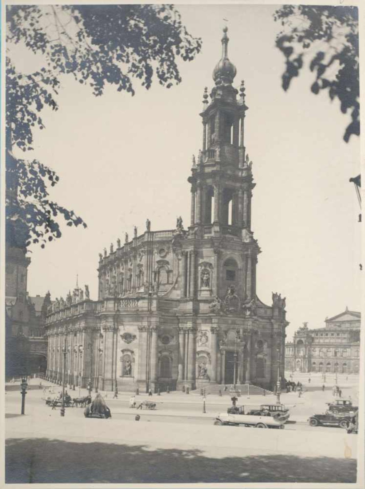 Hans Ludewig, Hofkirche / "Erzgebirgslandschaft" / Fischer beim Netze flicken. 1930er Jahre.Hans