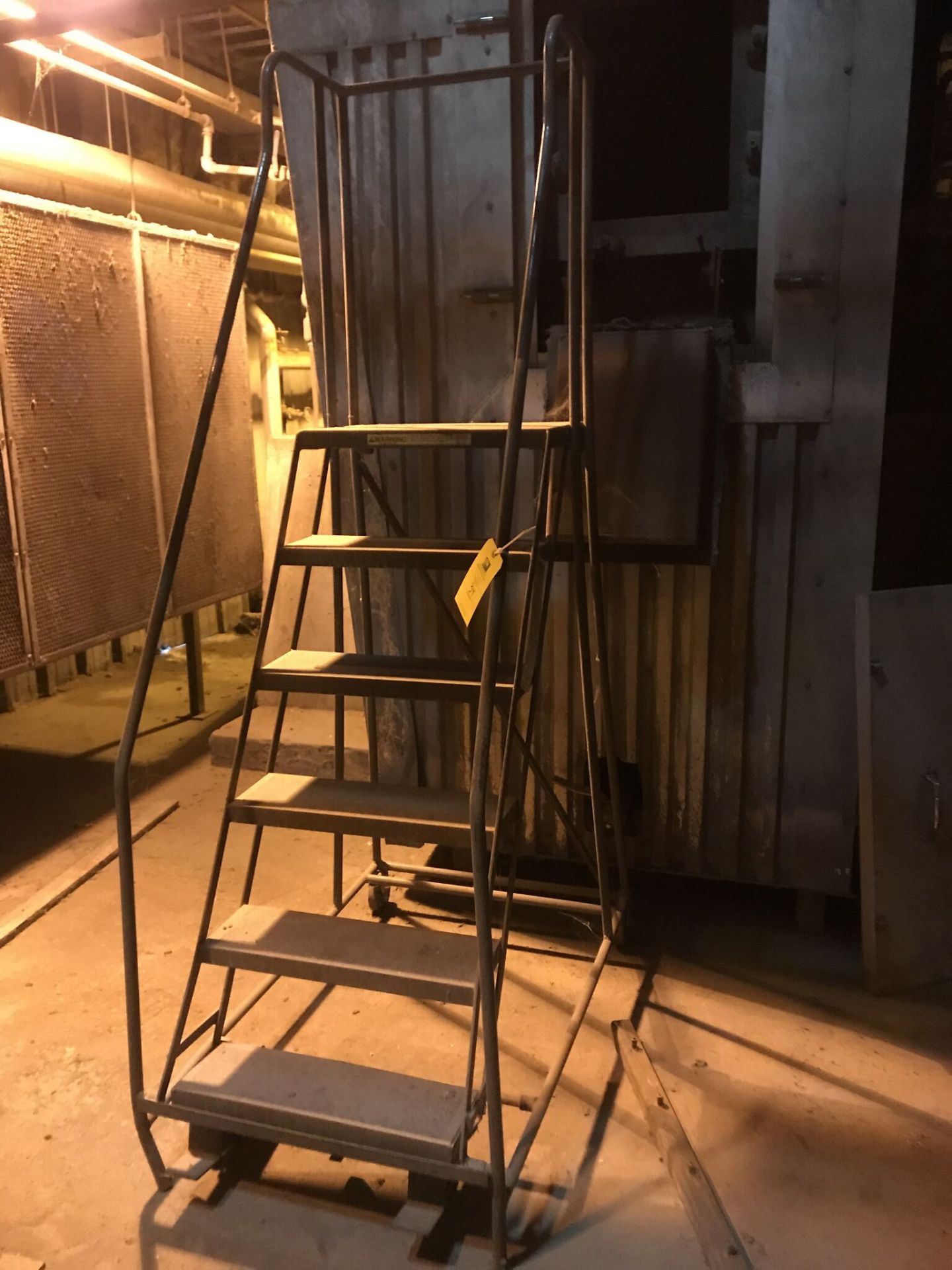 Walk-Up Ladder