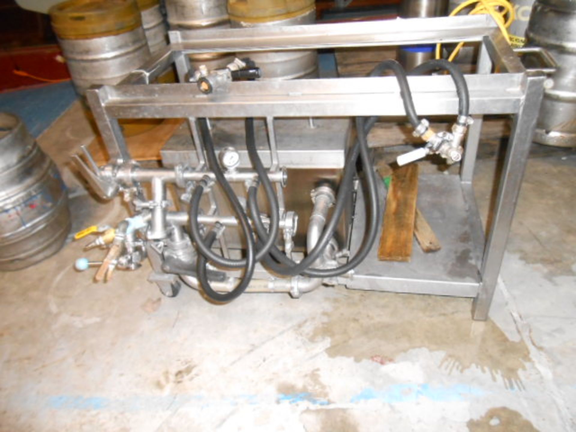 2 station keg washer with 20 in x 16 in x 20 deep tank, Sanke connections, REQUIRES PLANT - Image 3 of 3
