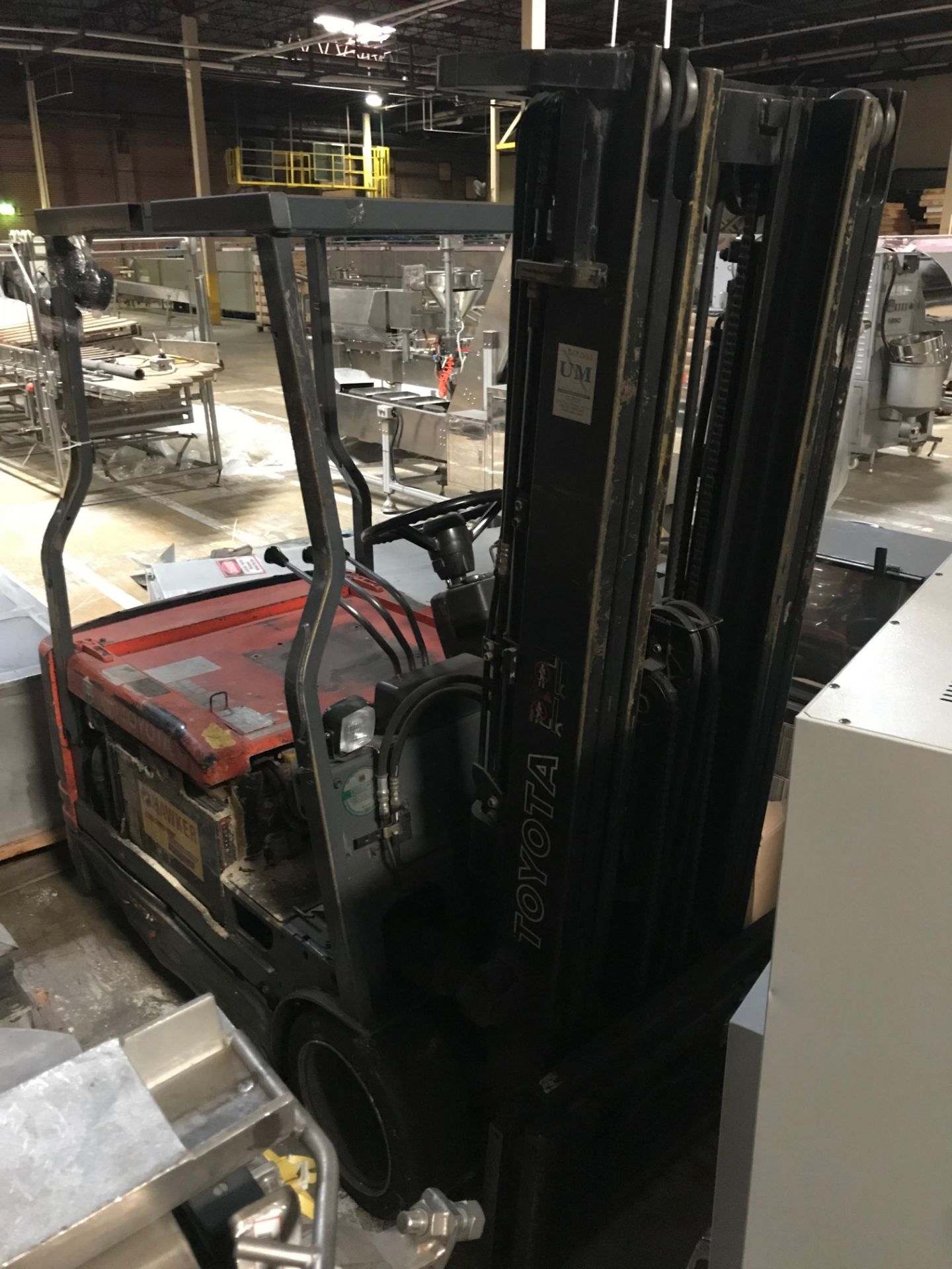 Toyota Fork Lift, Model# 5FBE15, Serial# 34148 - Image 2 of 4