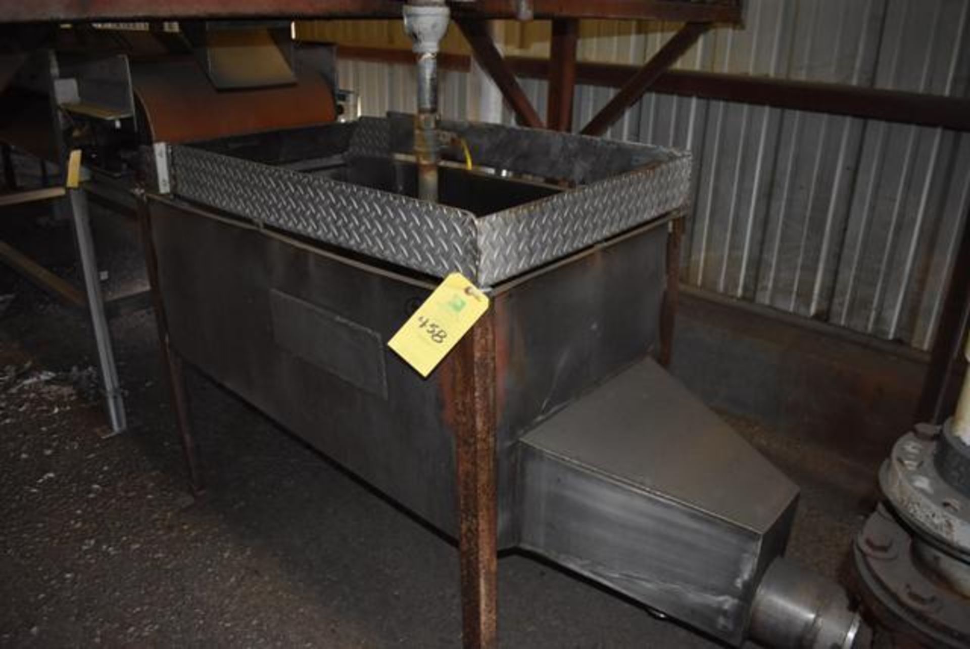 Stainless Steel Tank/Hopper, 48 in x 24 in x 28 in , RIGGING FEE: $175