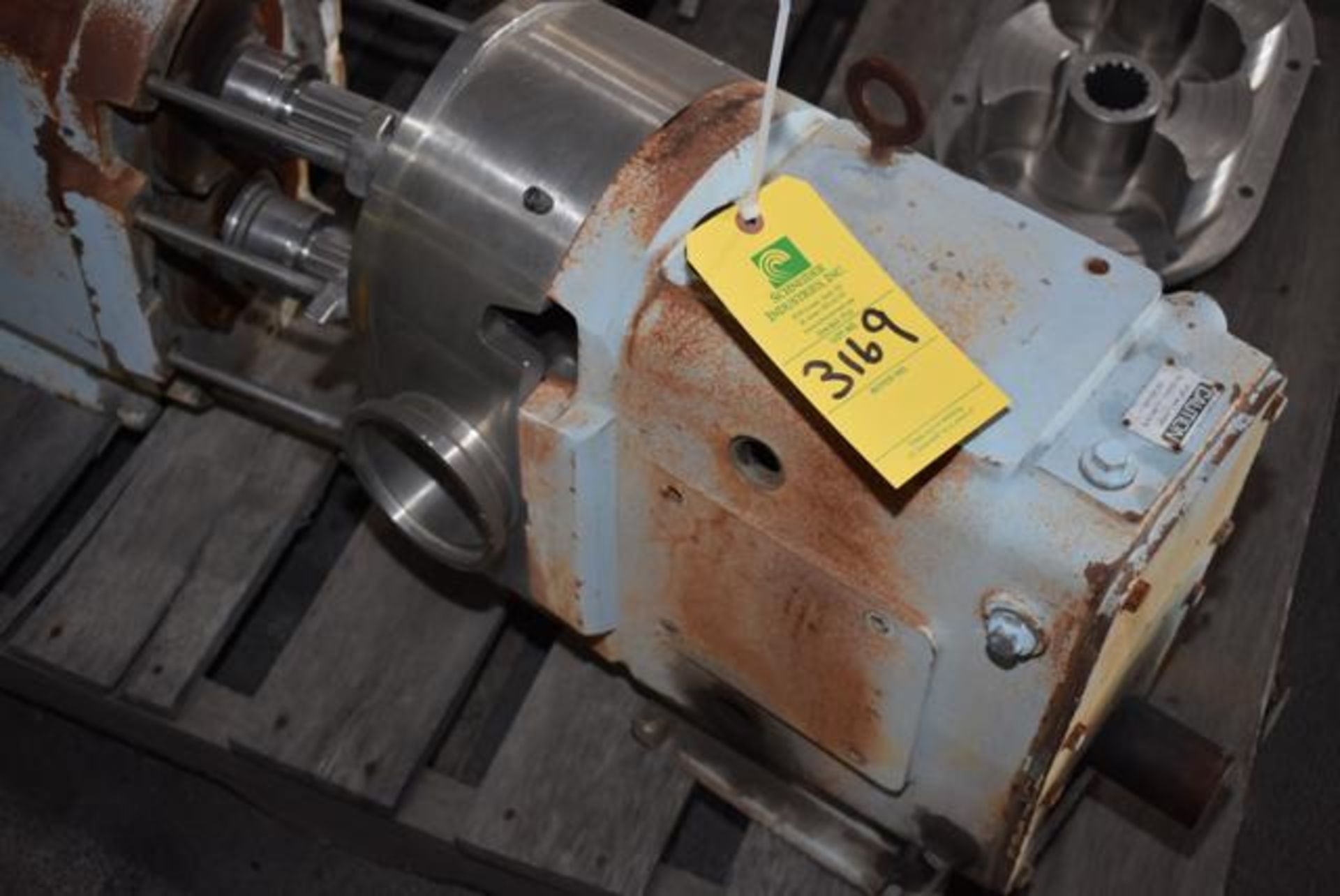 Waukesha Model #220 Pump, SN 91469-SS, RIGGING FEE: $40