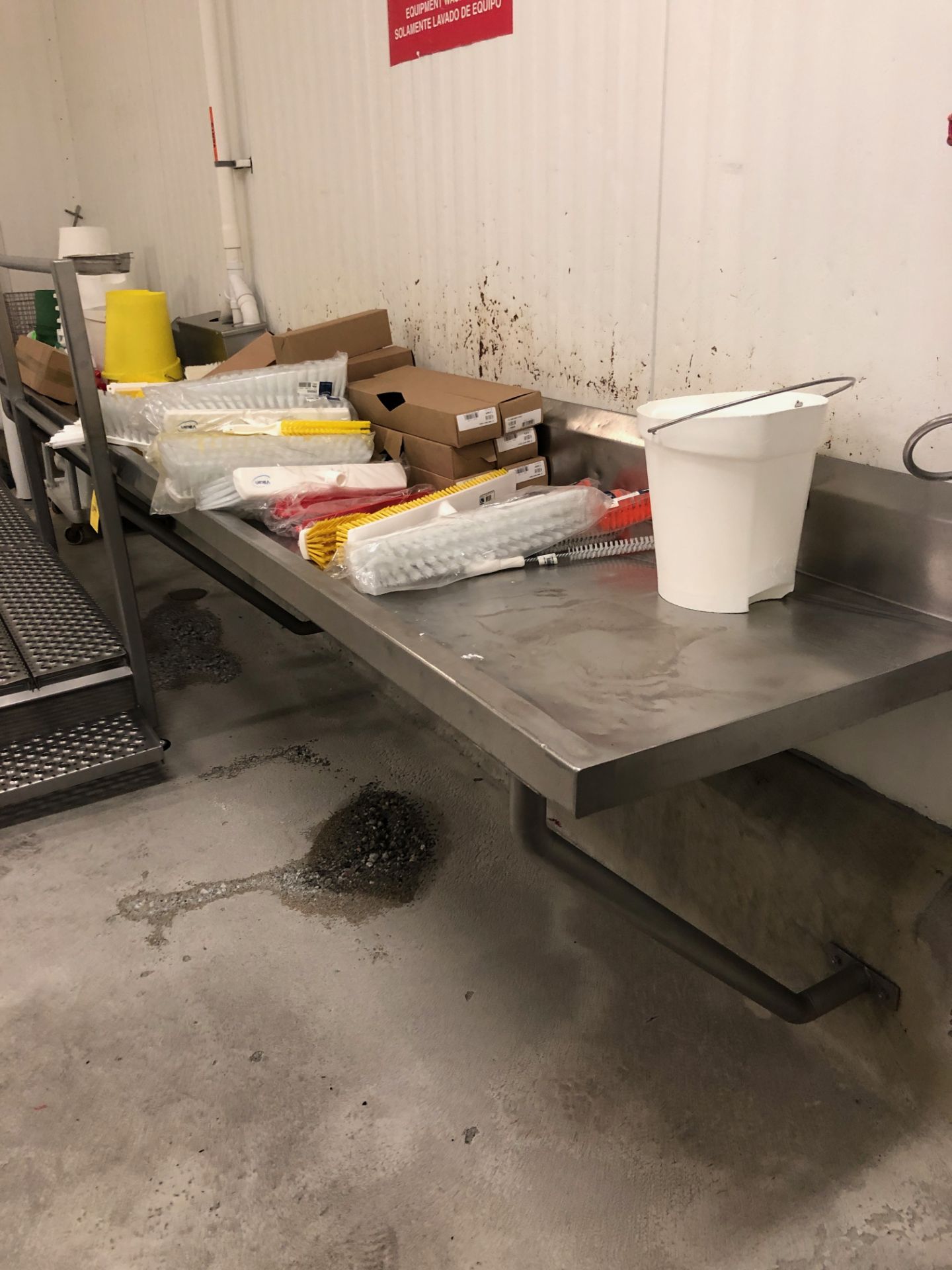 SS Drain Table, 14' Length x 32" Wide