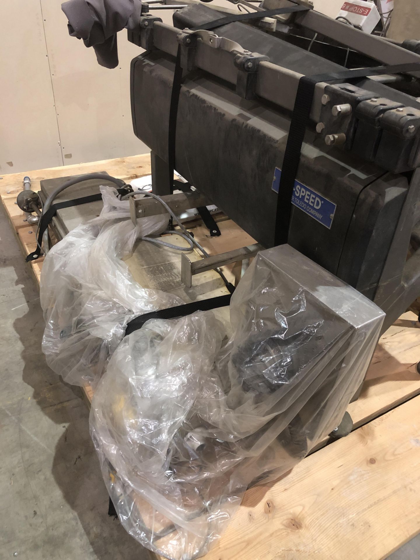 Mettler Toledo Hi-Speed Checkweigher, RIGGING FEE $150 - Image 3 of 4