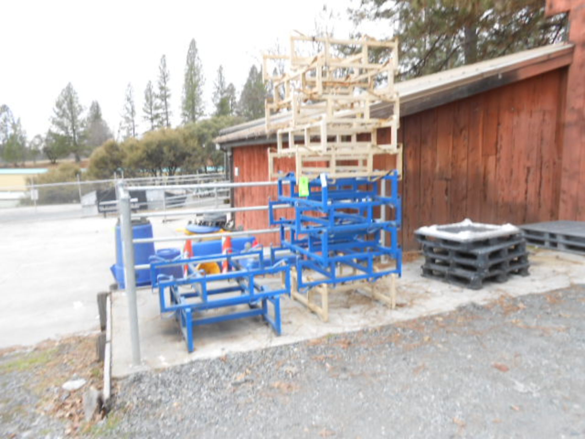 LOT of 13 metal construction barrel racks __LOCATED: OUTSIDE ***NOTE FROM AUCTIONEER*** Rigging