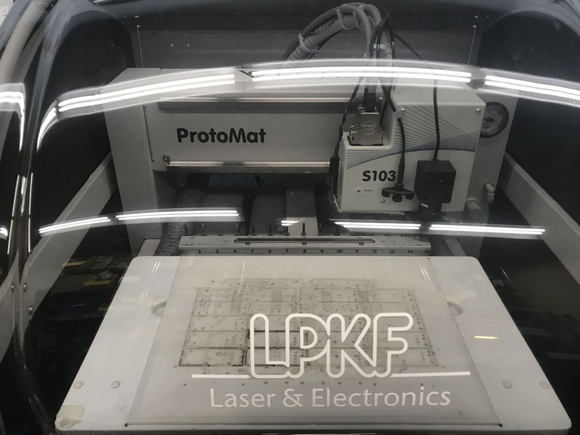 LPKF Laser & Electronics Protomat 5103, Serial #2523000380, Year 2013, 100-240 Volts, 50-60 HZ - Image 2 of 4