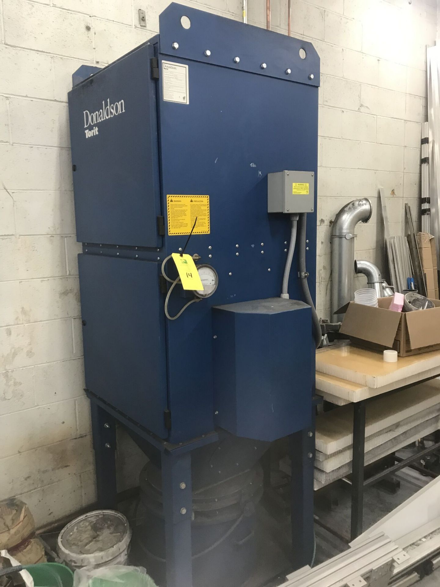 Donaldson Torit, Model #UMA-150, Serial #3010718, 208 Volts, 60 Cycle, 3 Phase