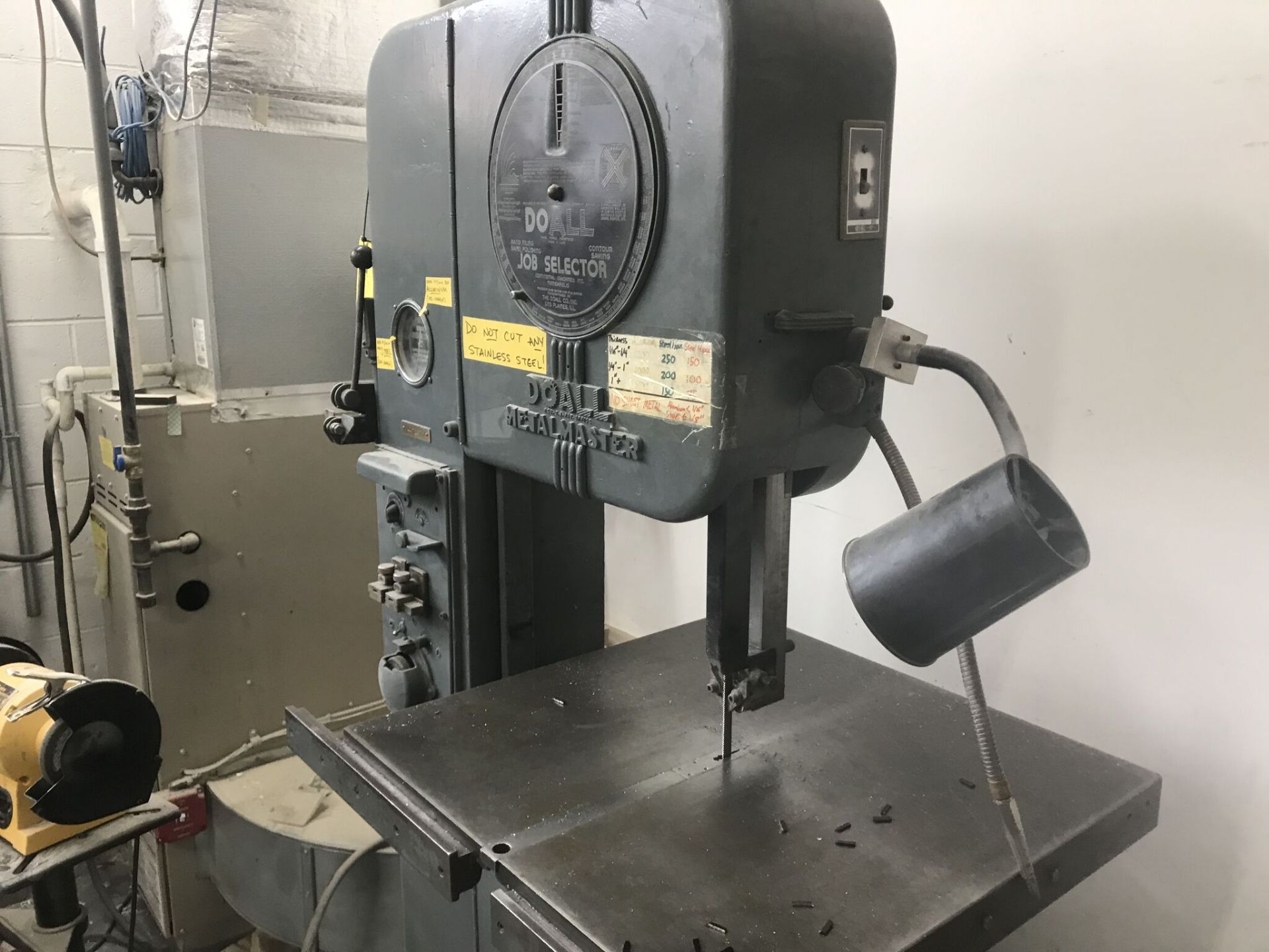 DoAll Contour Saw, Model #2035, Amps 30, Volts 230 - Image 2 of 5