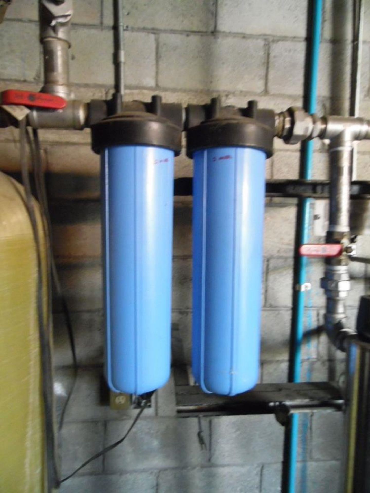 SYSTEM OF PURIFIED WATER BRAND: ECOMEX IN FACT DEEP AND V. 5 AND 20 MICRON FILTERS. (rigging fee $ - Image 2 of 3