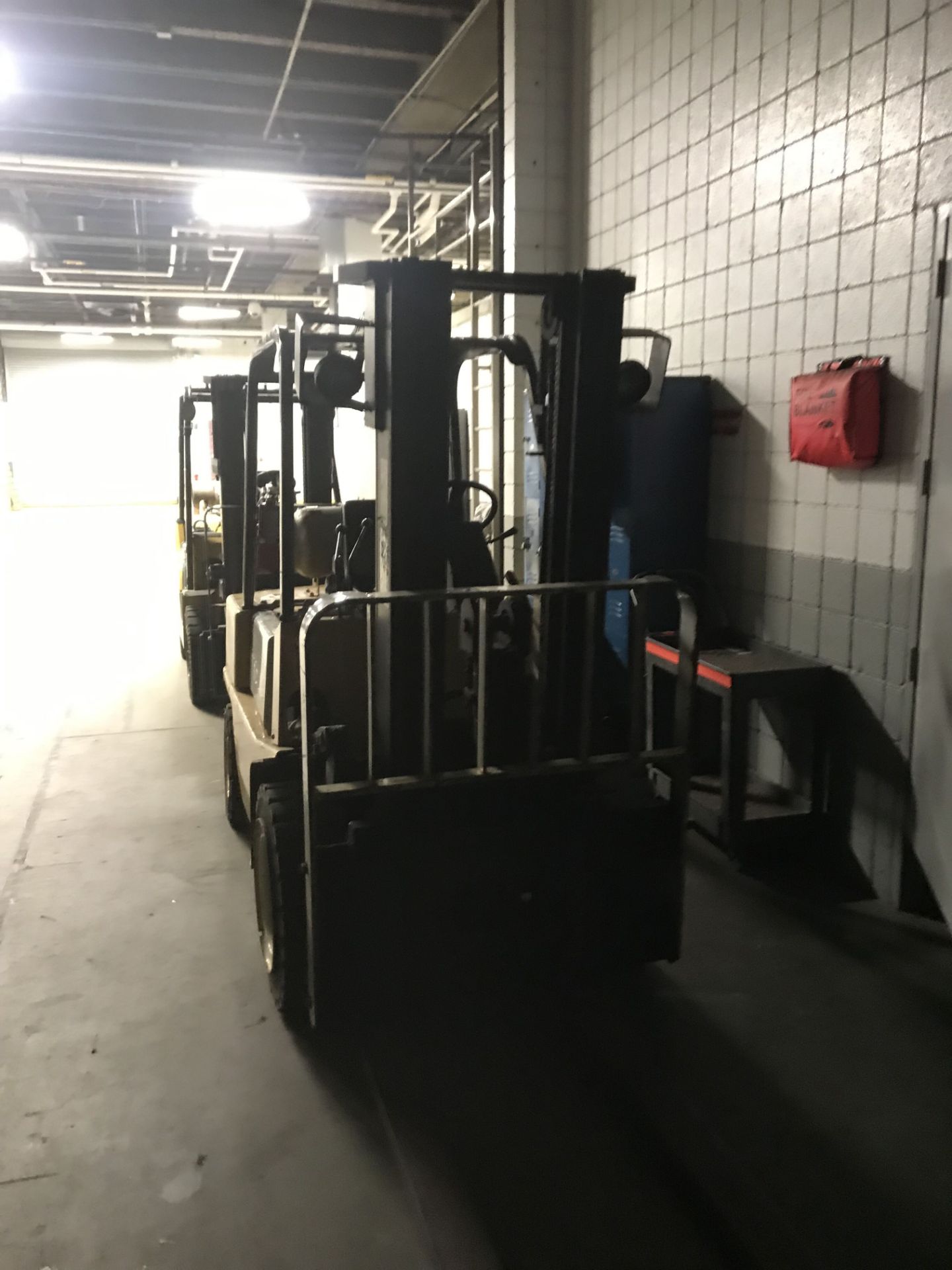 Yale Forklift, Model #GLF060PDMV, S/N #1473366, Hours 22858 Located: 1st Floor ***NOTE from - Image 3 of 4