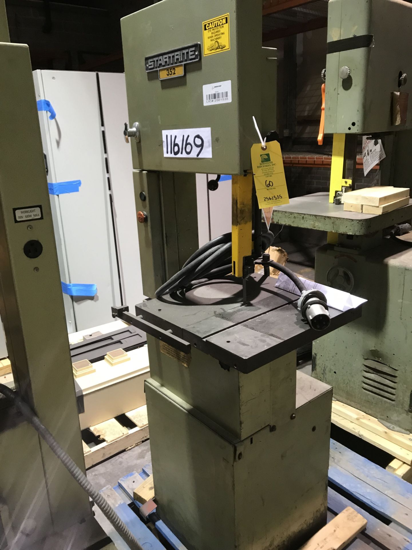 Startrite Vertical Band Saw, Model #352, S/N #98331, 460 Volts; Rigging Fee: $50 - Image 2 of 4