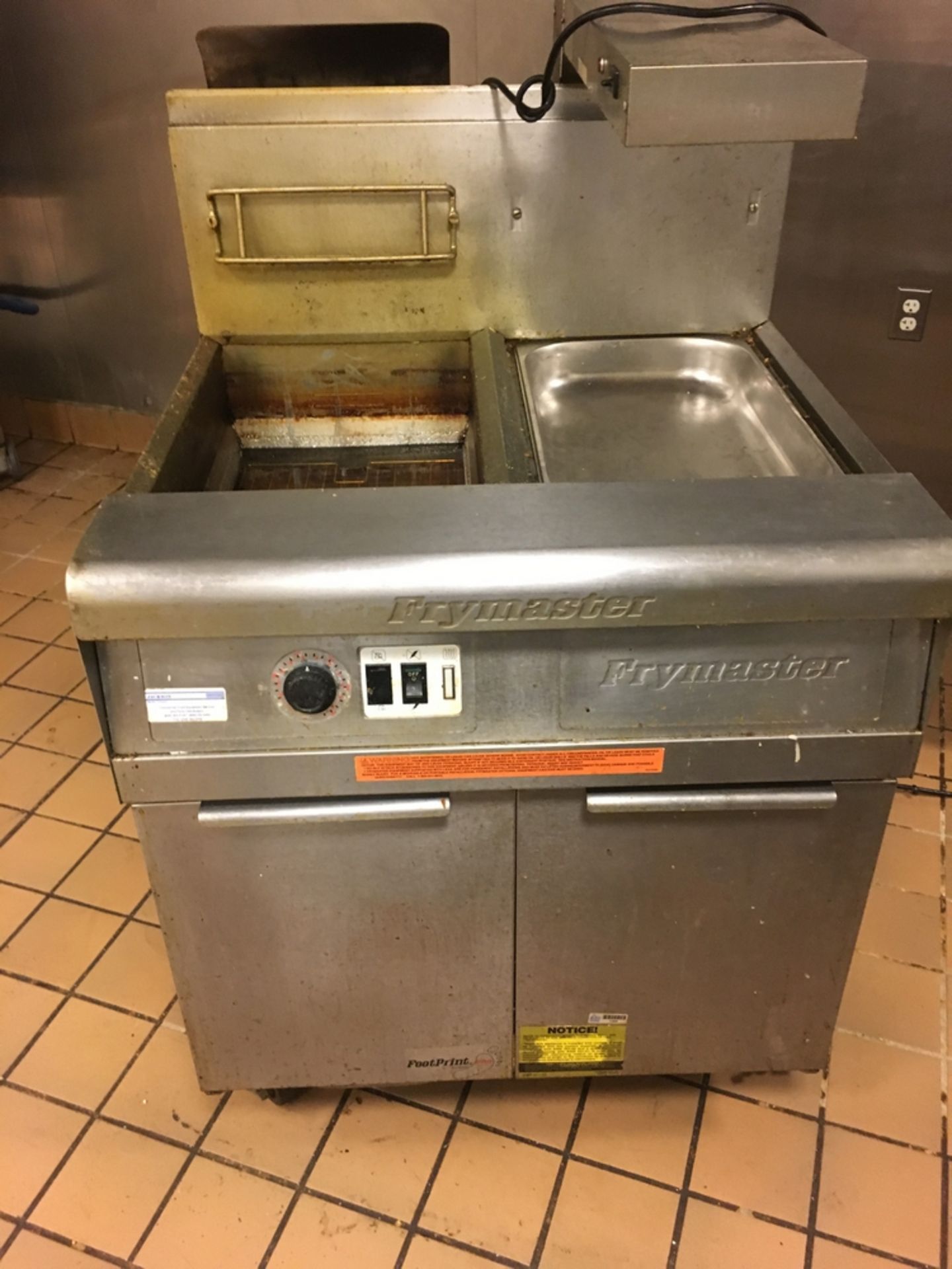 Fryer, Frymaster w/ heat lamp, 2 1/2 x 2 1/2 x 4 1/2 ft, Located: President Club Kitchen Asset #: