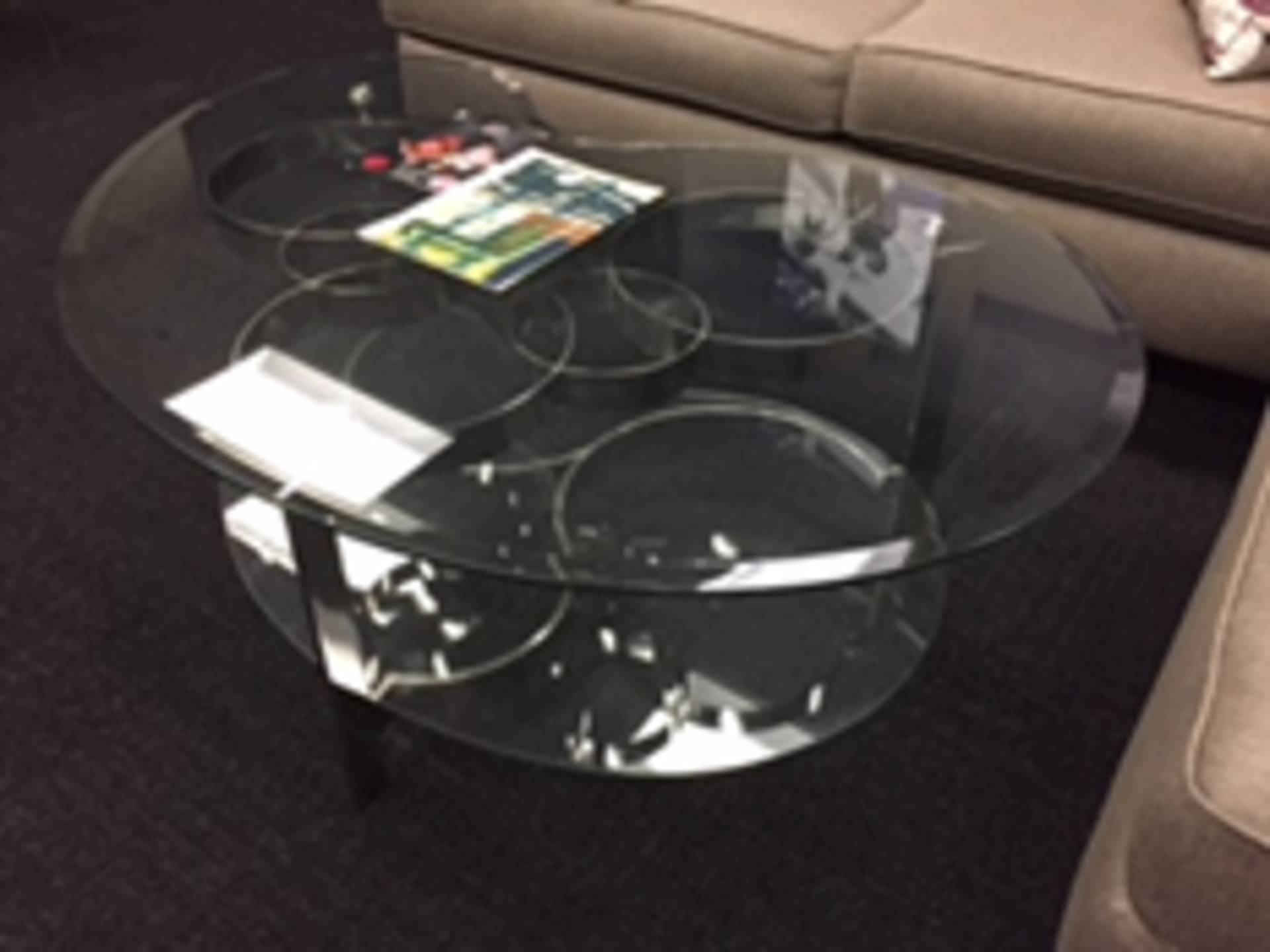 FF&E: LOT OF: 1 qty: Coffee Table Glass Located: East Atrium Premium Concierge ***NOTE from