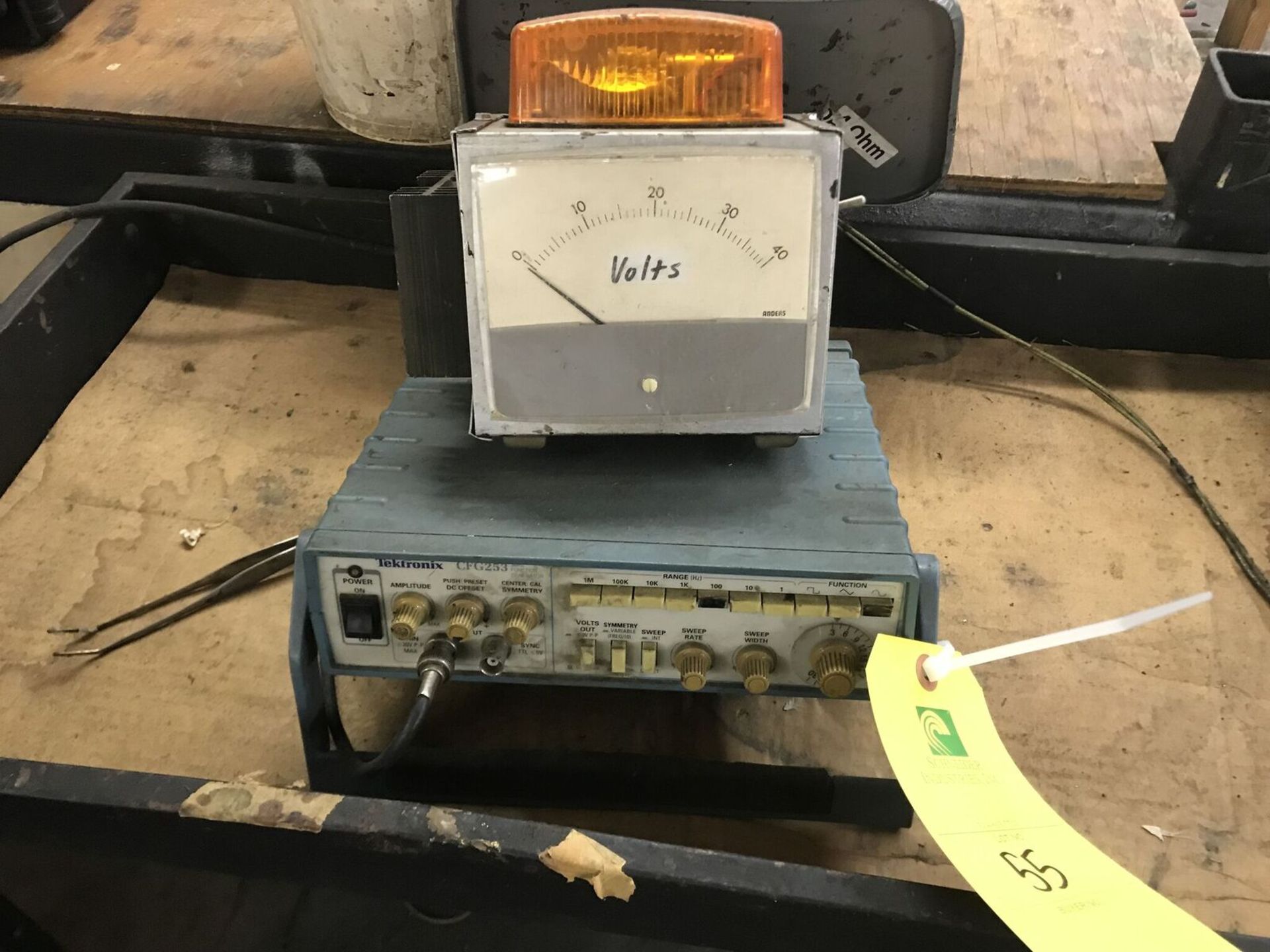Oscillator Speaker Testing Gear - Image 2 of 3