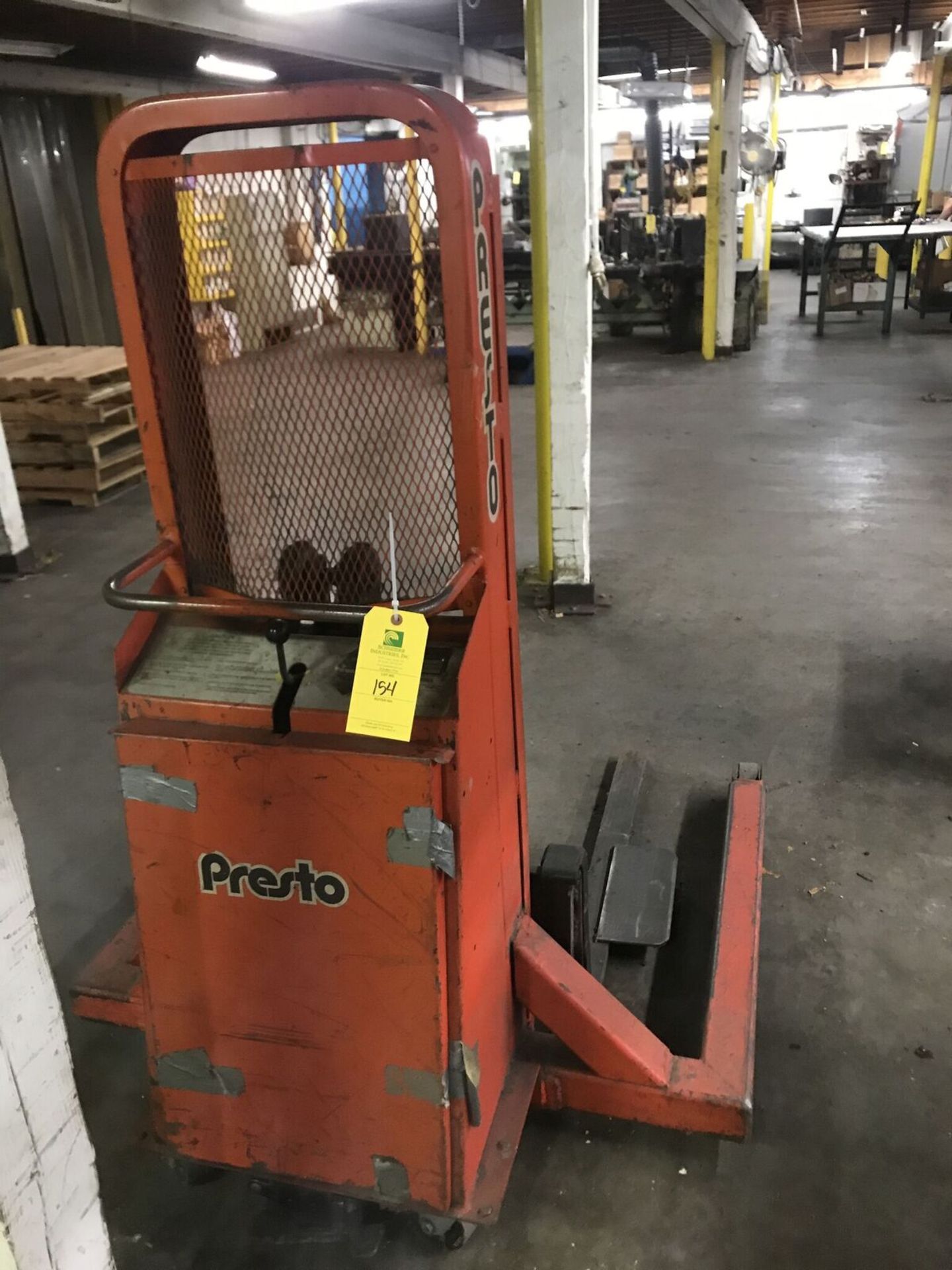 Presto Electric Fork Lift, Capacity 2000Lbs - Image 2 of 3