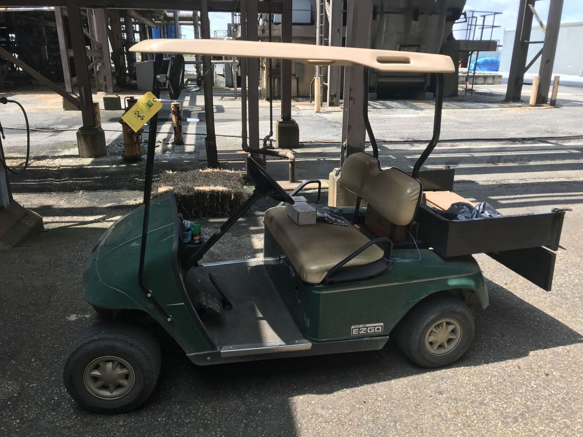 EZ-GO Golf Cart - Image 2 of 3