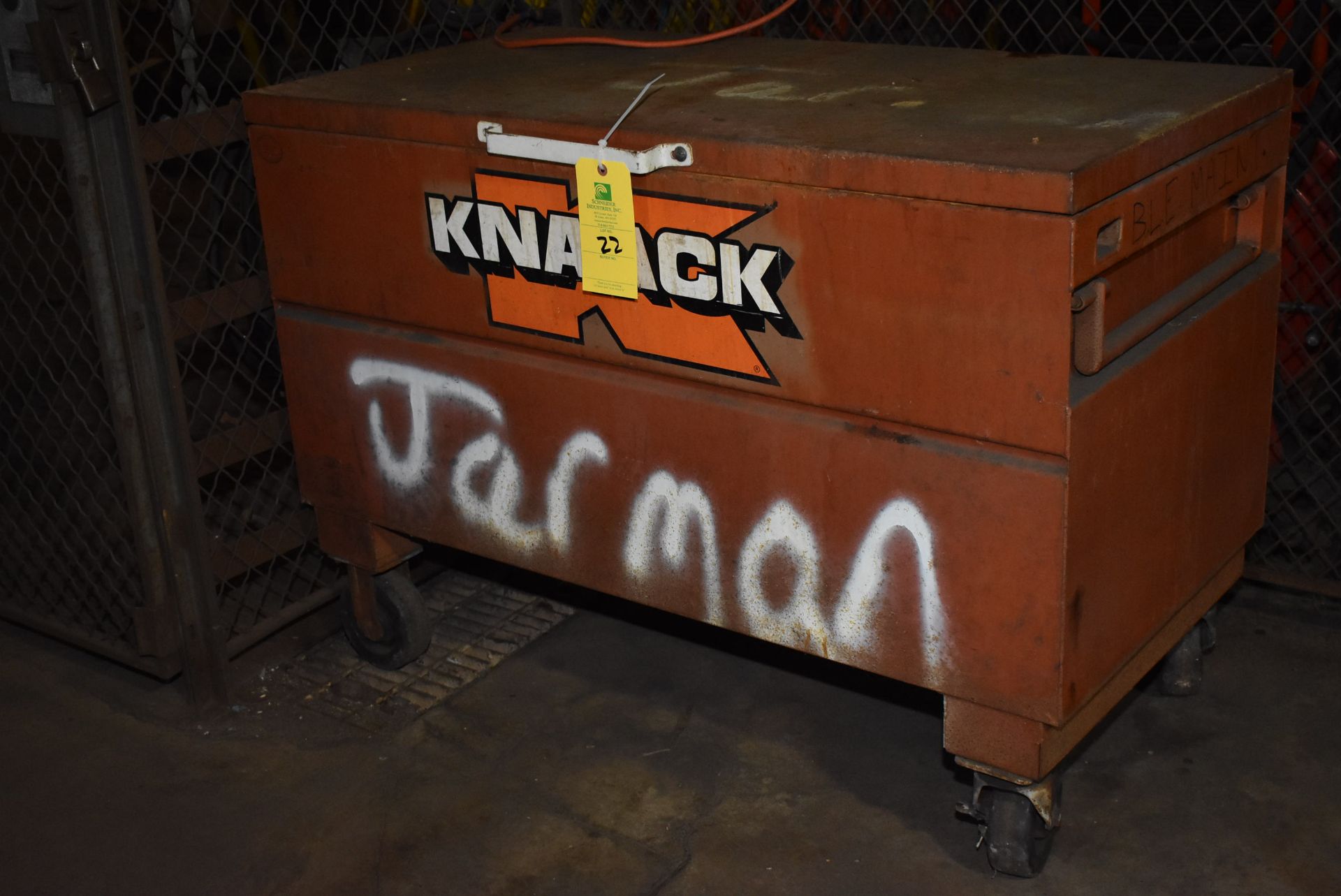 Knaack Job Master 4824 Job Box, 4-Wheel Base