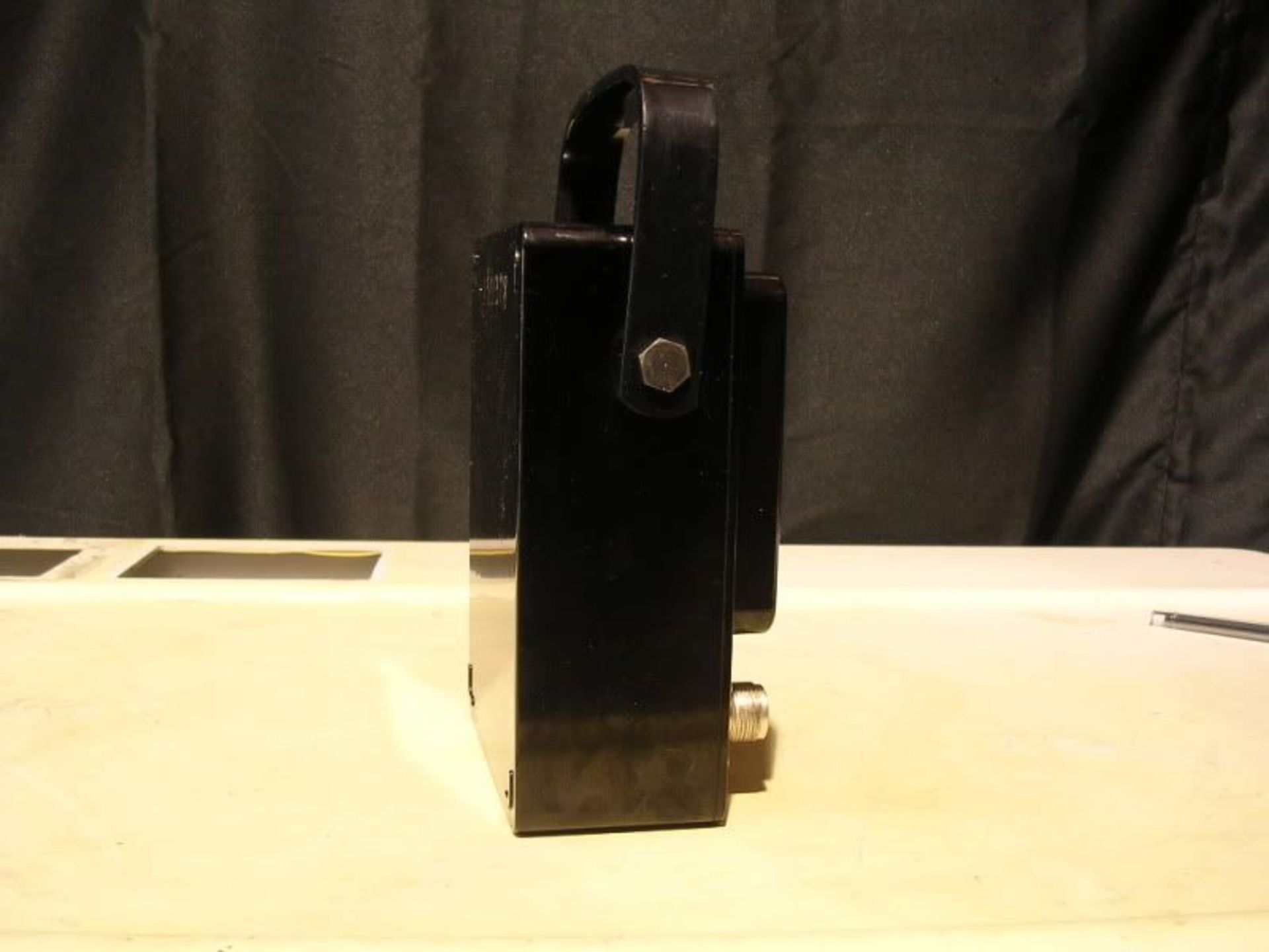 Fluke Volt Box Model 80A-2 Volt Meter, Qty 1, 220766198358 - Image 4 of 4