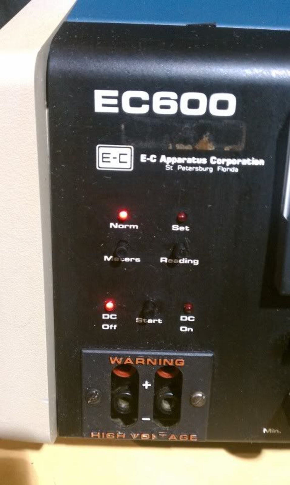 E-C Apparatus EC 600 Electrophoresis DC Power Supply, Qty 1, 221501316898 - Image 2 of 4