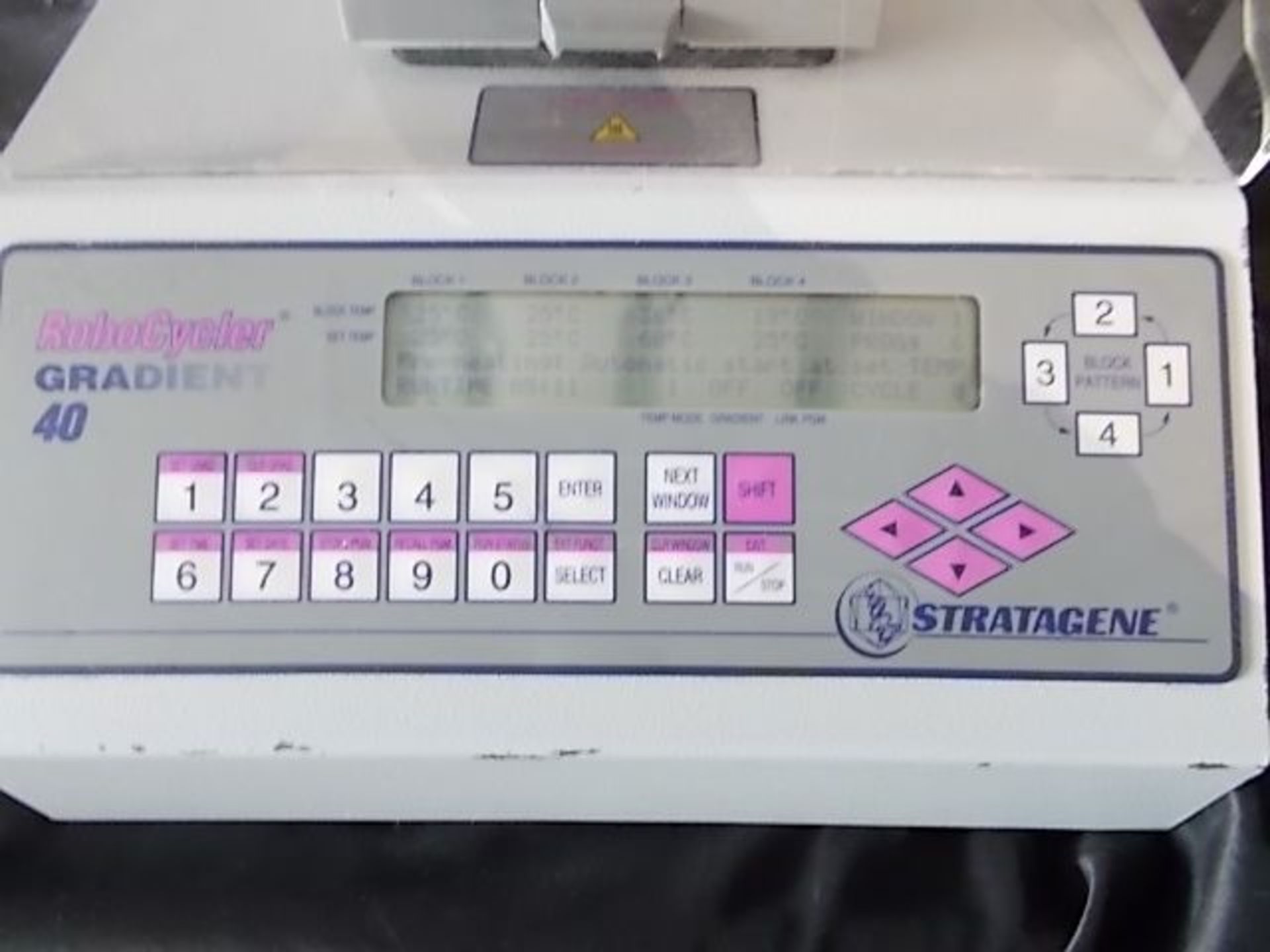 Stratagene Robocycler Gradient 40 Thermal Cycler PCR DNA With Hot Top, Qty 1, 330883751805 - Image 2 of 12