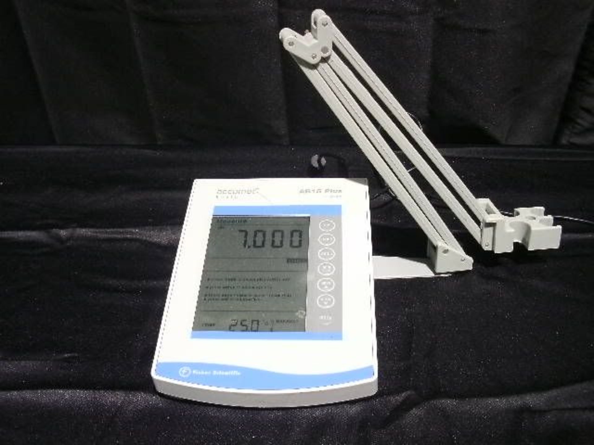 Accumet pH Meter Model AB15 Plus, Qty 1, 320787175997