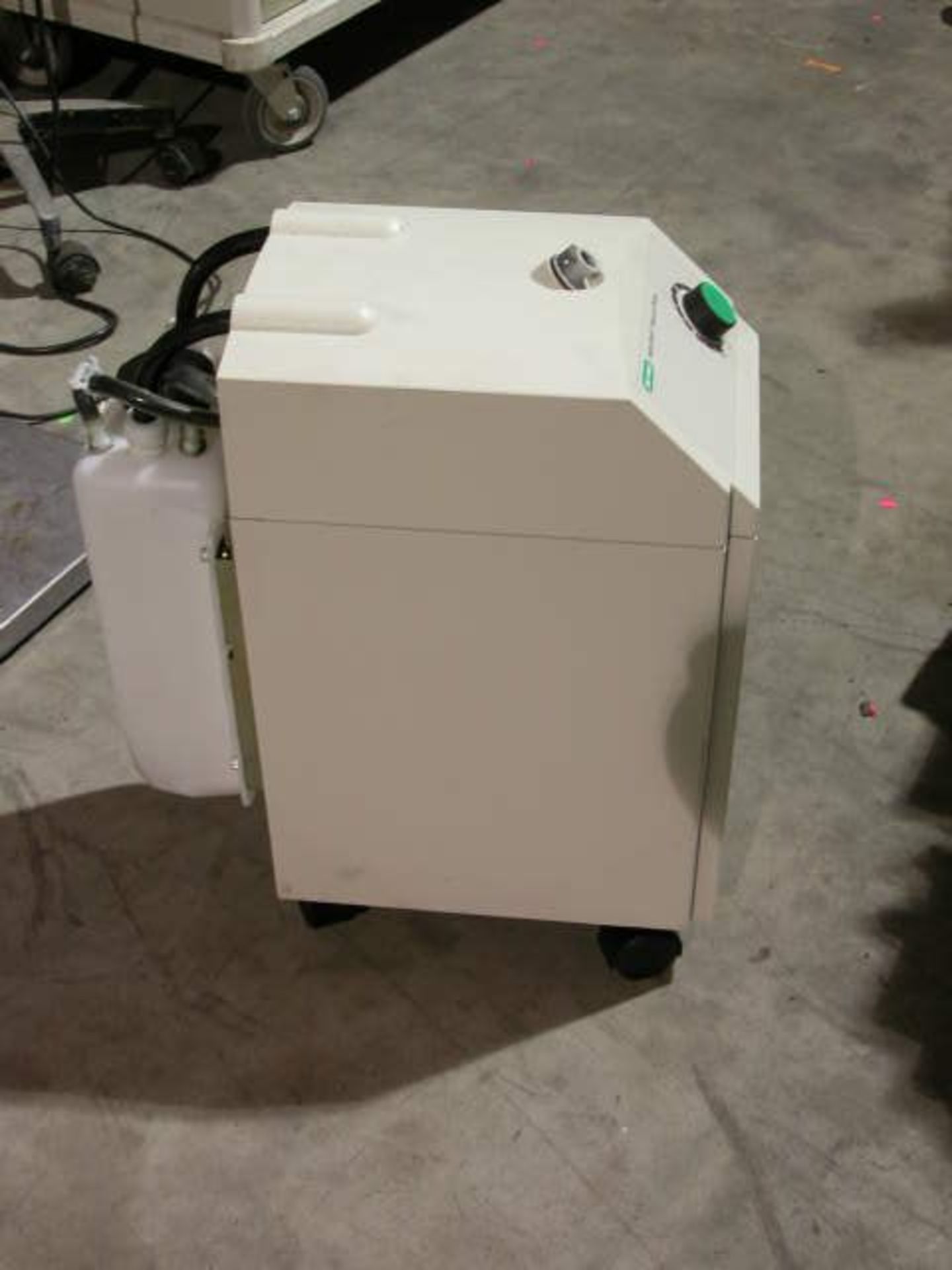 Bio Rad HydroTech Hydrotech Vacuum Pump, Qty 1, 221500813190 - Image 3 of 4