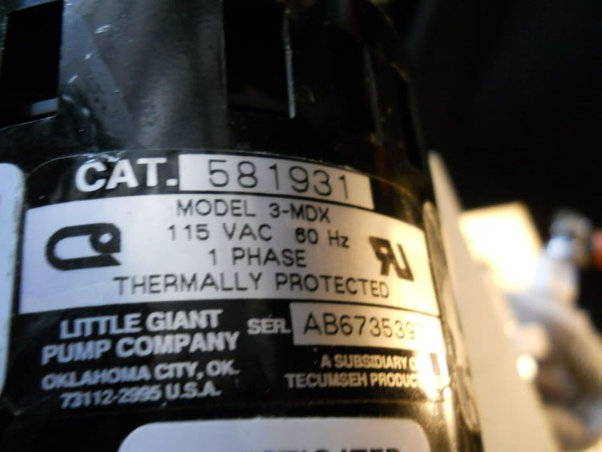 Beckman GeneLine II Cooler Cat.# 534800 w/ Little Giant Pump Co. Vacuum Pump (D), Qty 1, - Image 4 of 8