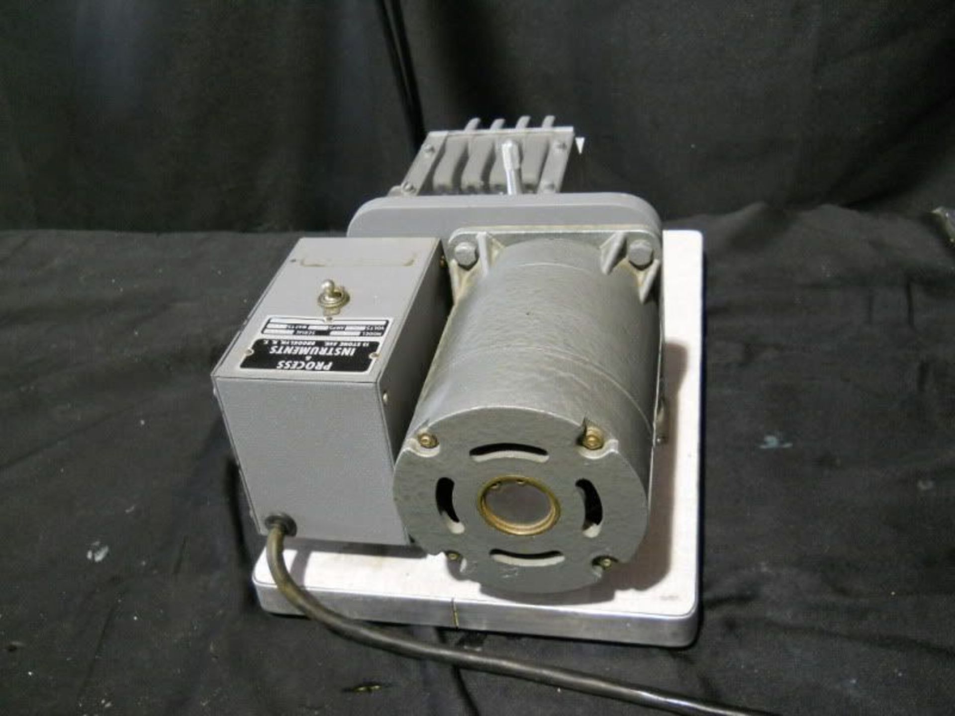 Process & Instruments Model 2 Pump, Qty 1, 220913608011 - Image 5 of 5