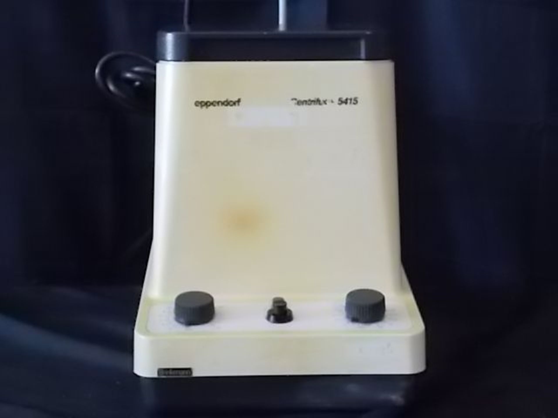 Eppendorf Centrifuge 5415 with 18 Place Rotor F-45-18-11, Qty 1, 330876374583