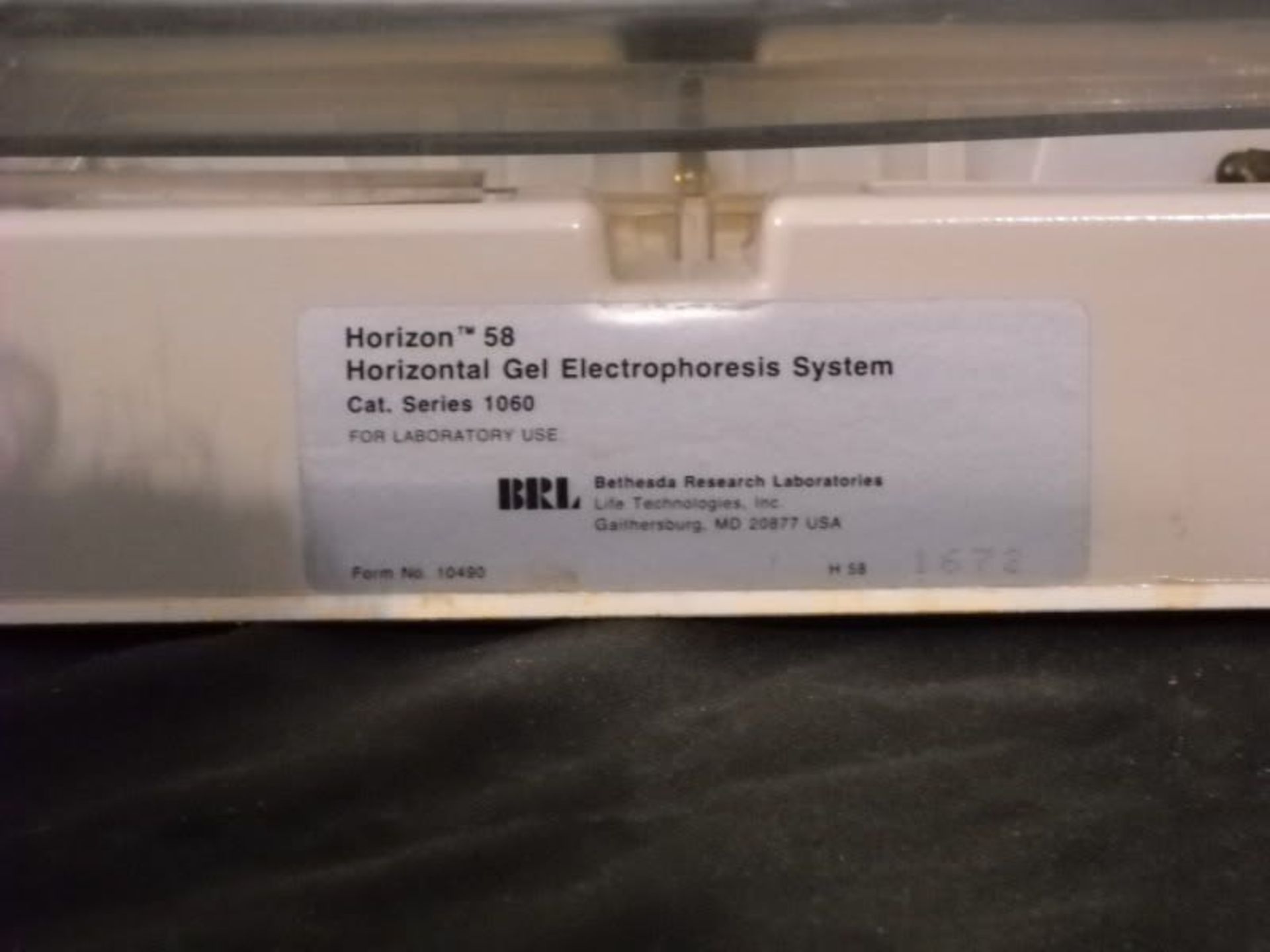 BRL Life Technologies Horizon 58 Horizontal Gel Electrophoresis System Cat#1060, Qty 1, - Image 4 of 7