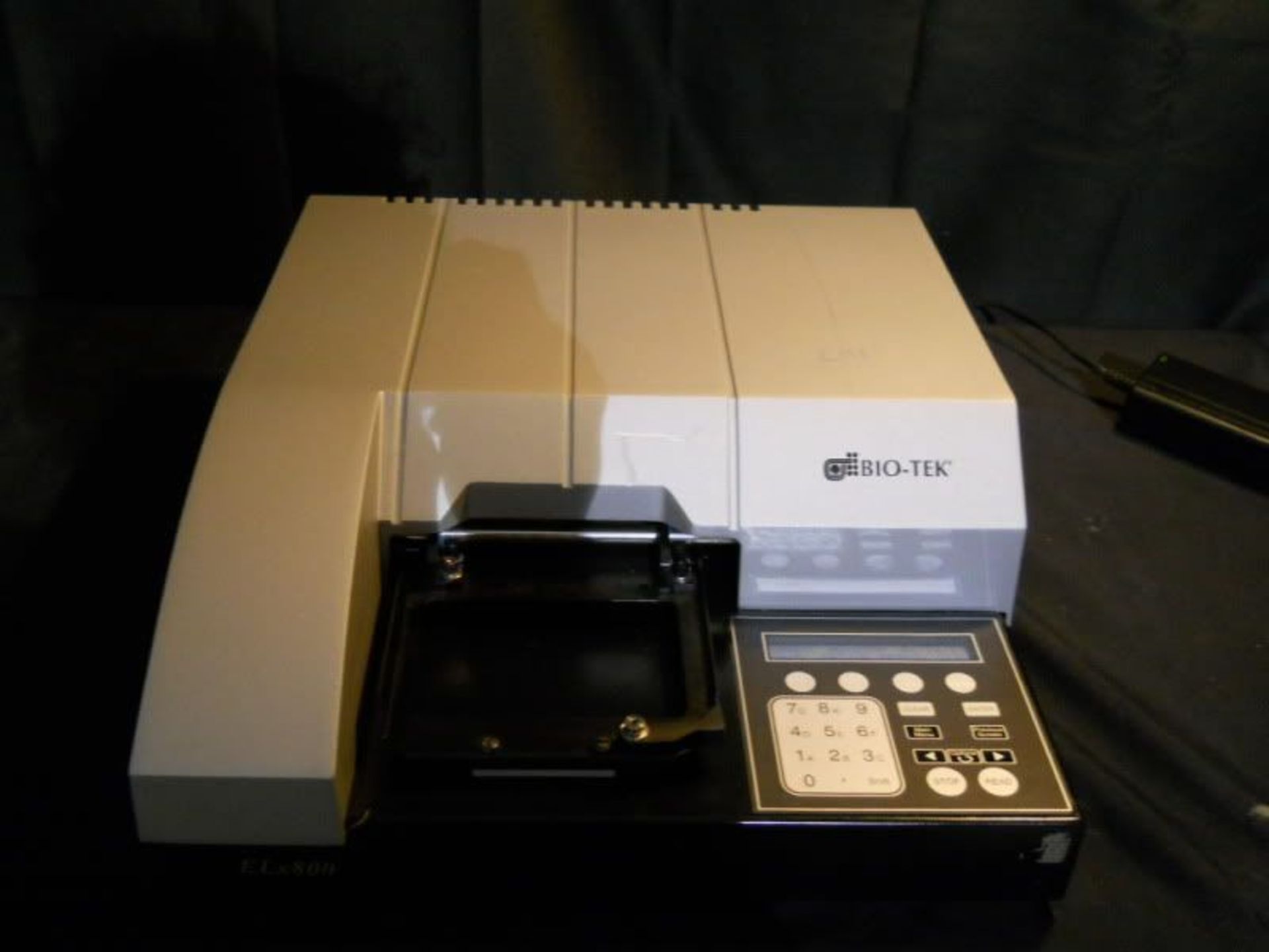 Bio-Tek (BioTek) Absorbance Microplate Reader Model Elx800, Qty 1, 221501268017