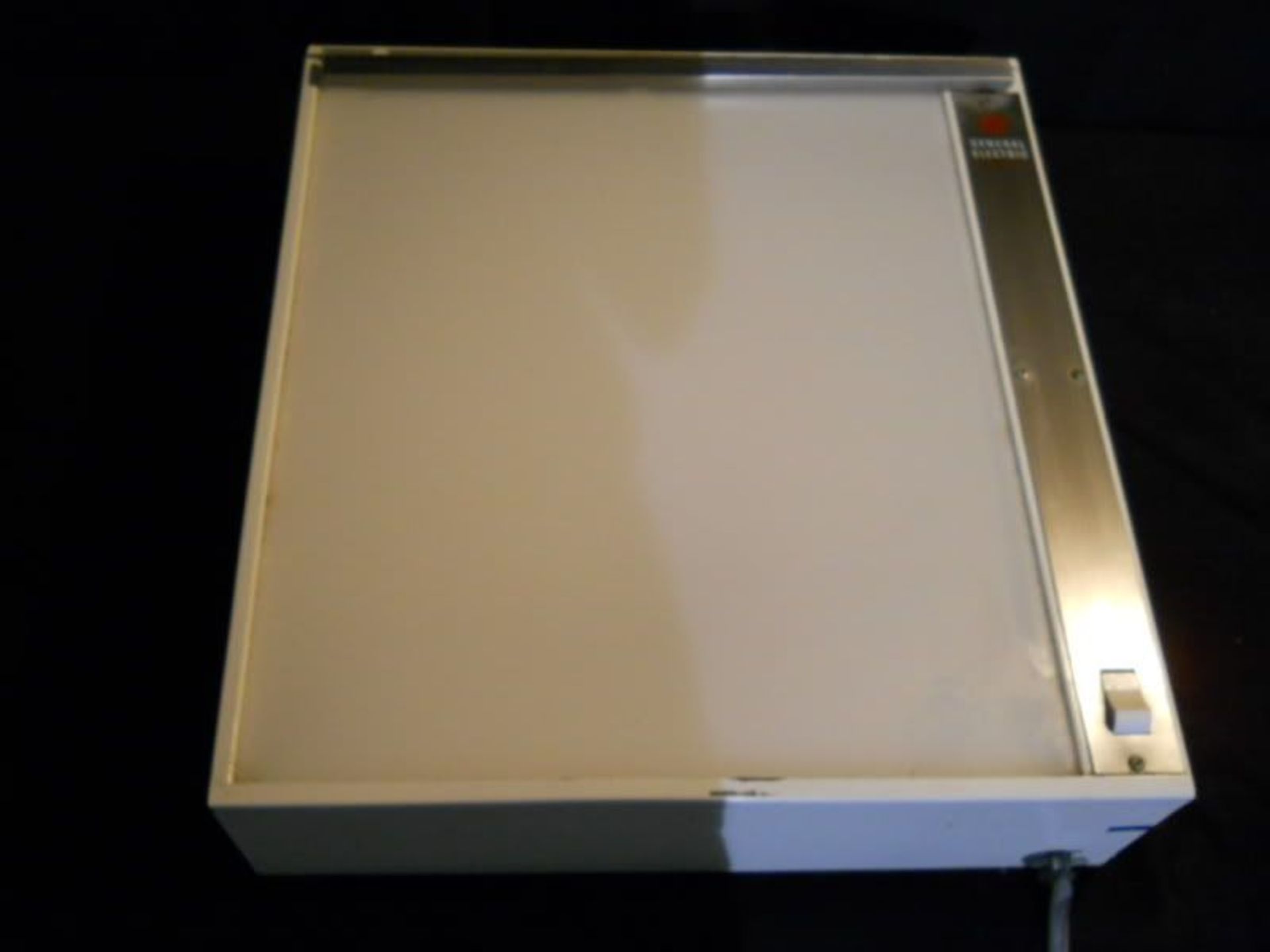 General Electric X-Ray Viewer (XRay) 16"x14.5" Viewing Area, Qty 1, 321468992096 - Image 2 of 7