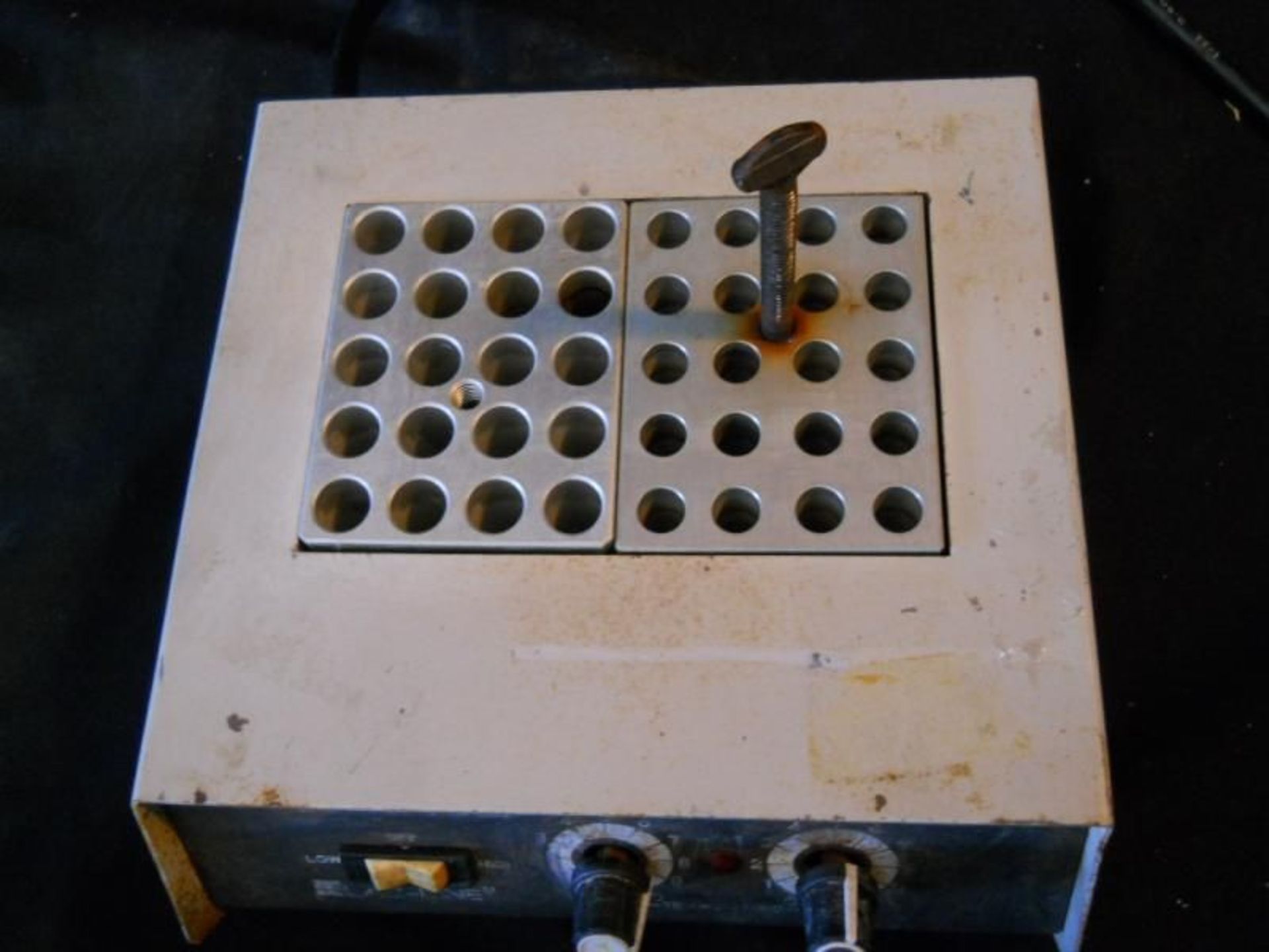Lab-Line Instruments Multi-Blok (Block) Heater Model 2052, Qty 1, 330960122843 - Image 3 of 7