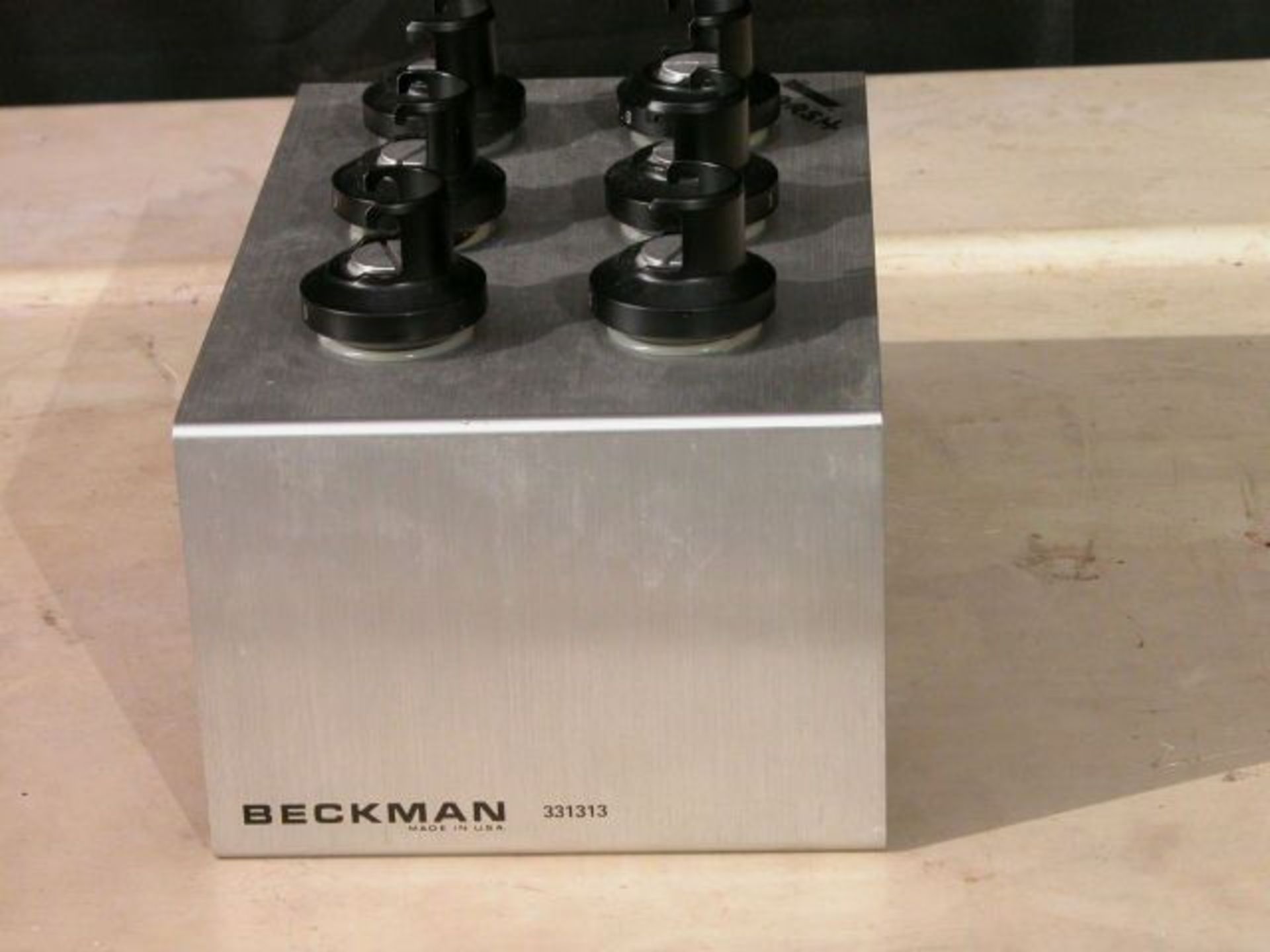 BECKMAN Ultracentrifuge Titanium Swing Out Buckets (6) 102.6 Gms 4 1/4" L, Qty 1, 331267320842 - Image 2 of 5