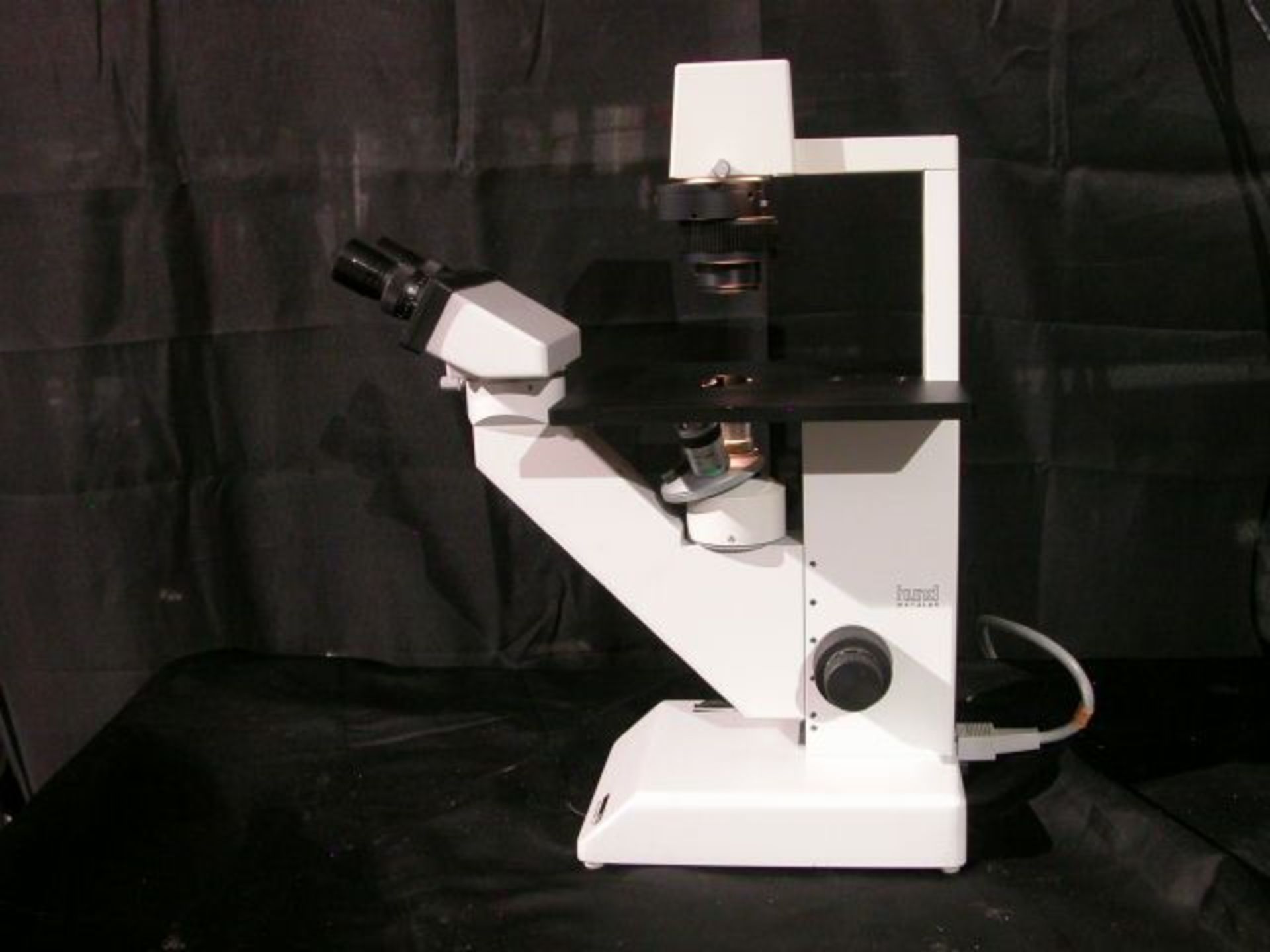 Hund Wetzlar Wilovert A Inverted Microscope 2 Ocular 3 Objectives, Qty 1, 330800442517 - Image 5 of 16