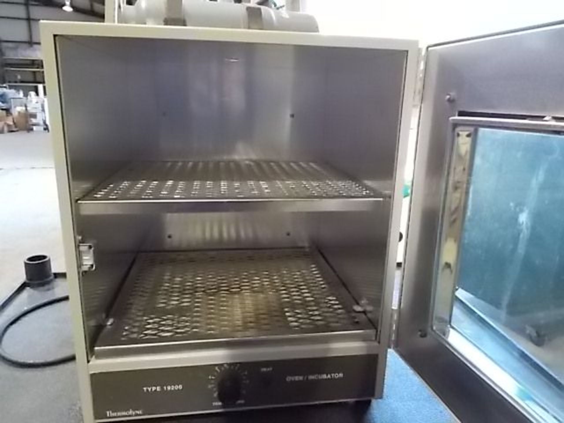 THERMOLYNE TYPE 19200 OVEN INCUBATOR, Qty 1, 221206412879 - Image 8 of 8