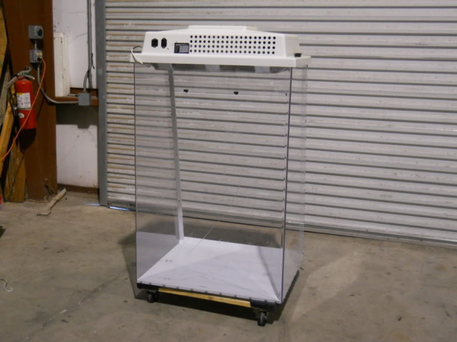 AirClean 600 Workstation "Air Clean Systems" Model AC600T, Qty 1, 330803694641 - Image 3 of 7