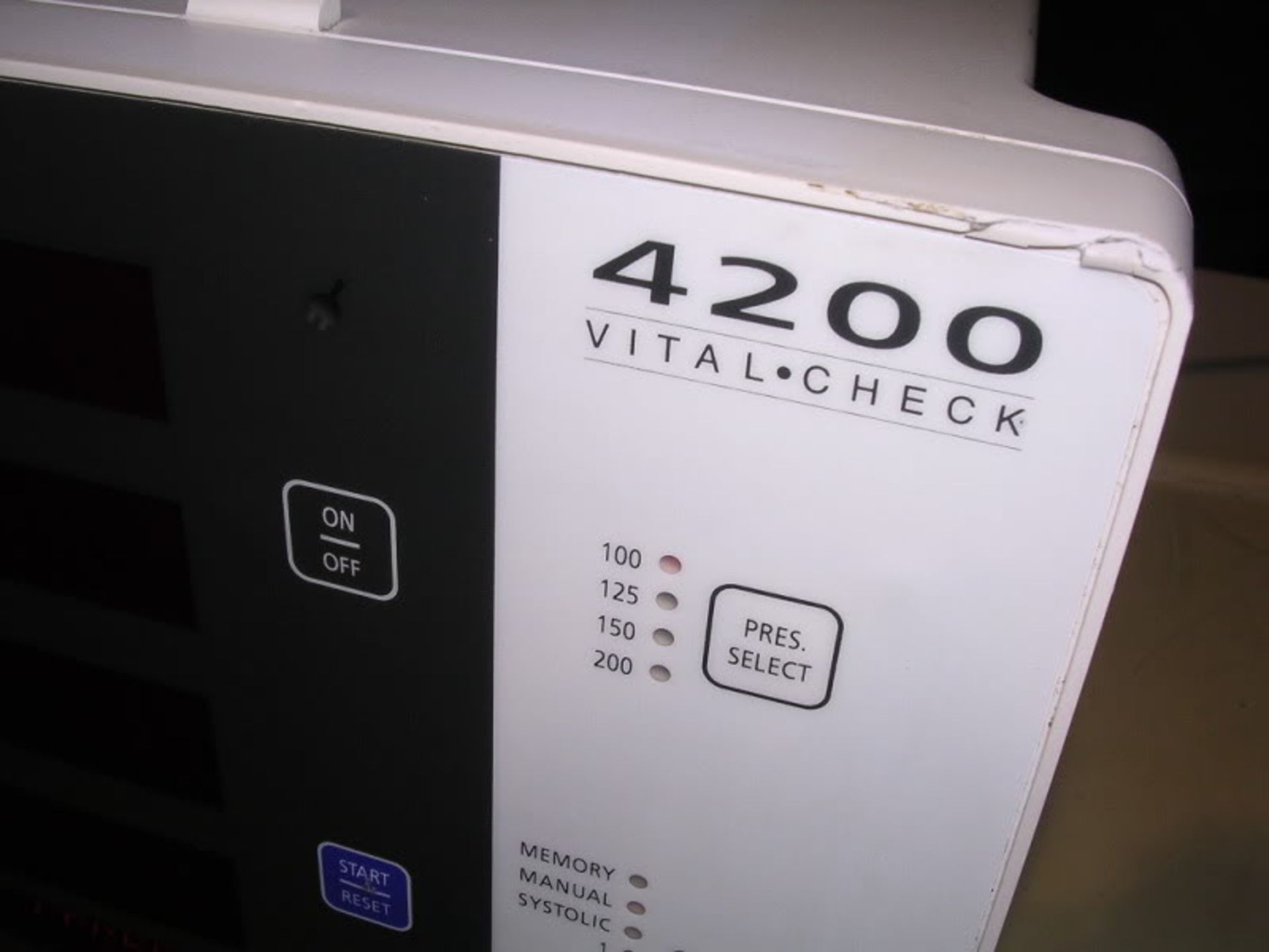 IVAC Model 4200A Vital Check Monitor **, Qty 1, 220759281186 - Image 5 of 6