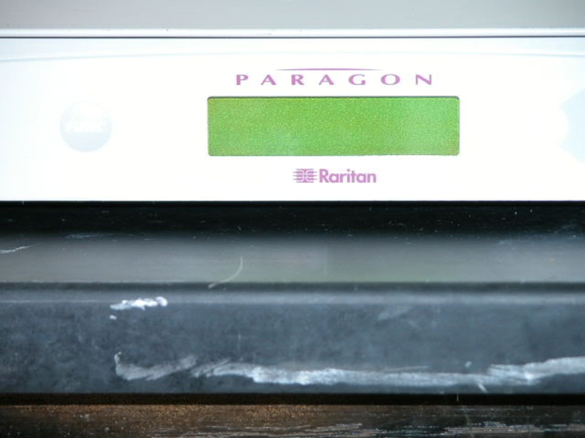 RARITAN UMT8 HWII HW2 UMT-2C3 PARAGON 32-PORT KVM, Qty 1 , 331948574039