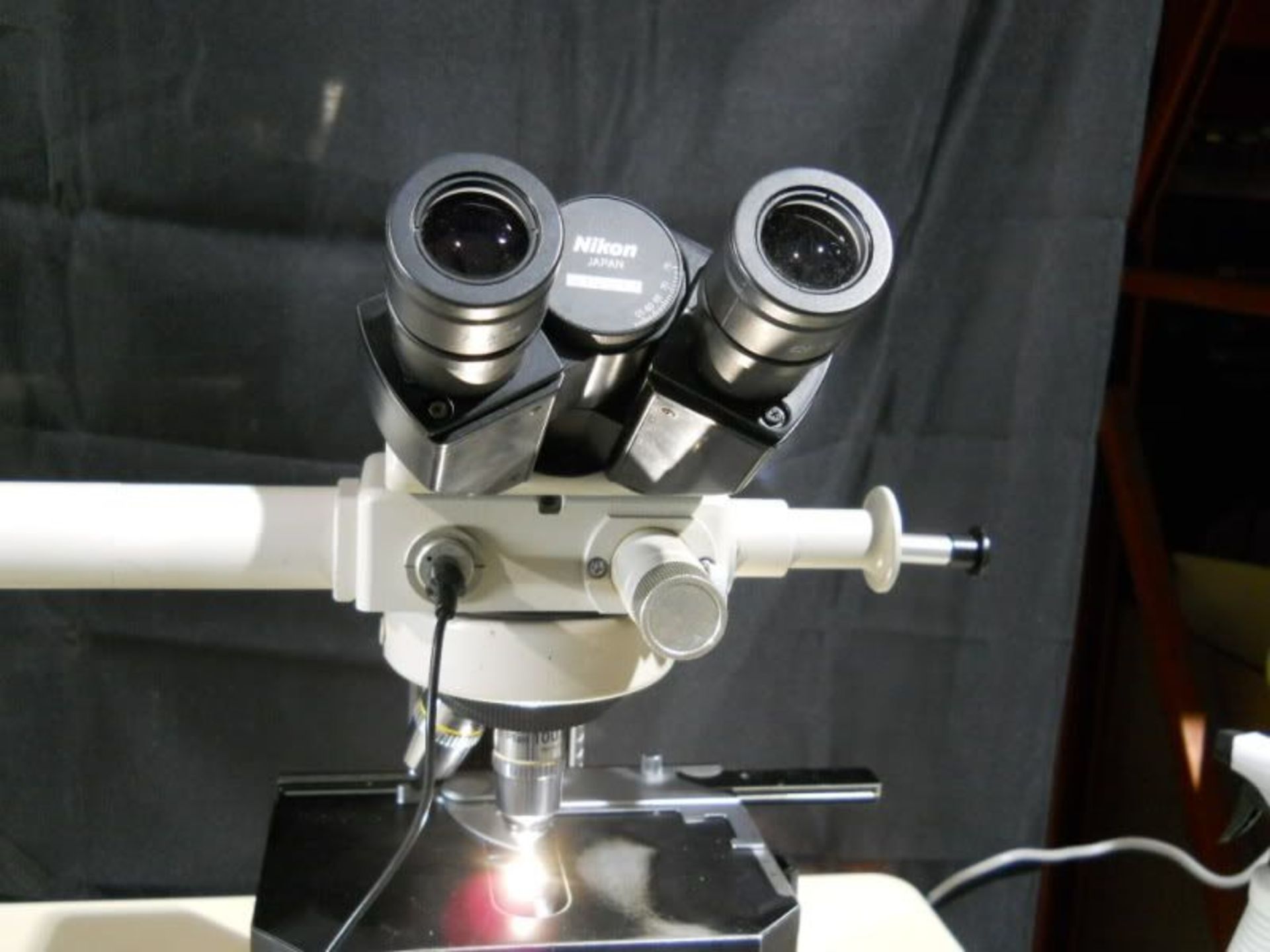 Nikon Labophot 2 Dual Viewing Teaching Microscope, Qty 1, 220748473340 - Image 3 of 10