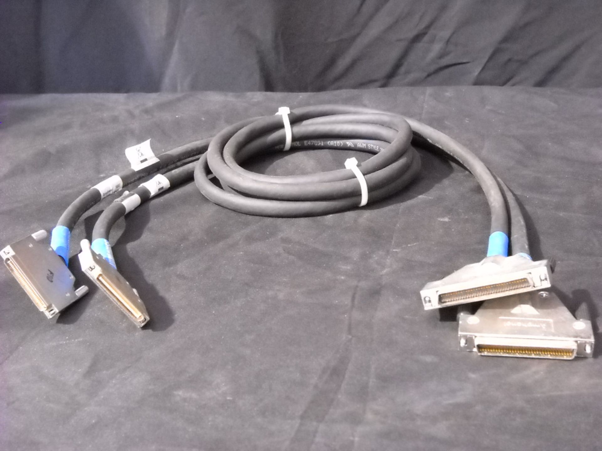 Lot of 2 AVID U320/U160/SE SCSI Cables , Qty 1 , 333151848094