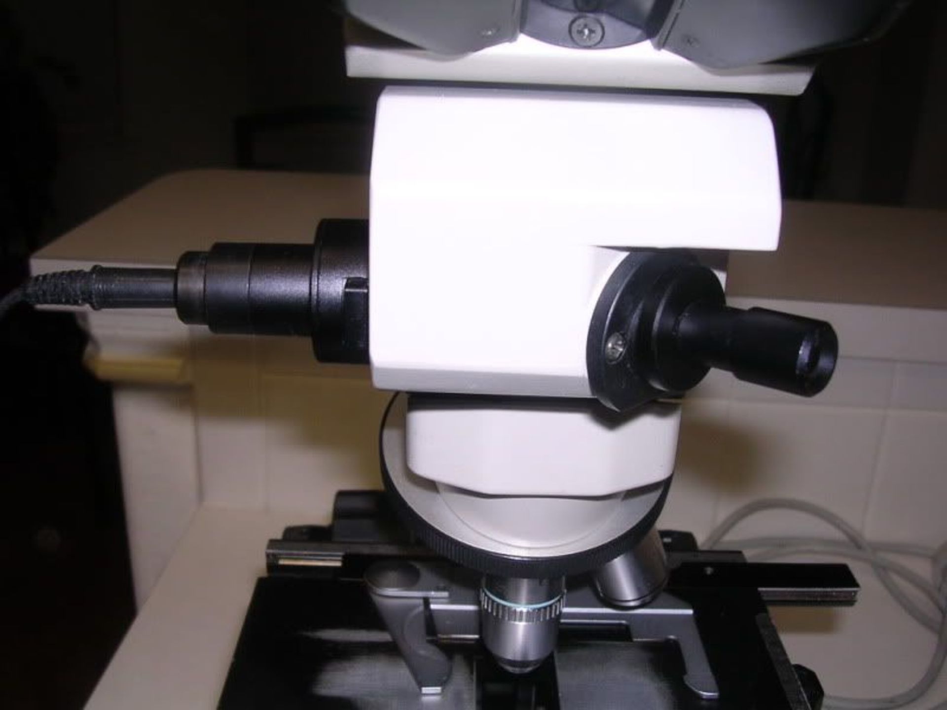 Nikon Labophot Dual Viewing Teaching Microscope, Qty 1, 320483814233 - Image 18 of 22