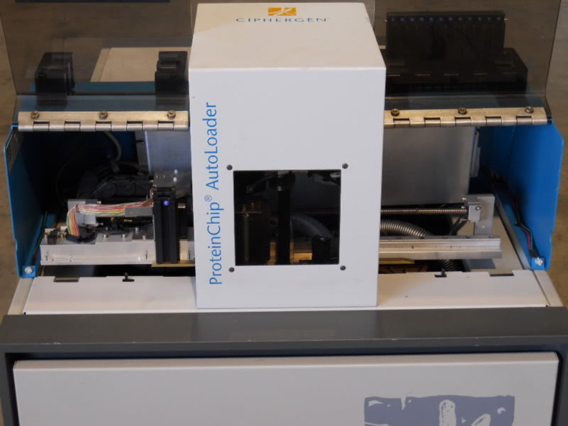 Bio-Rad Ciphergen ProteinChip Mass Spectrometer w/ProtienChip Auto-Reader, Qty 1, 322171440394 - Image 16 of 19