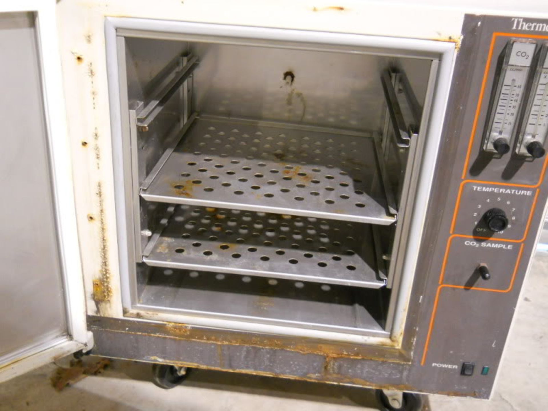 Thermolyne Compact Co2 Series 5000 Incubator oven Model I53325, Qty 1, 221501278593 - Image 9 of 9