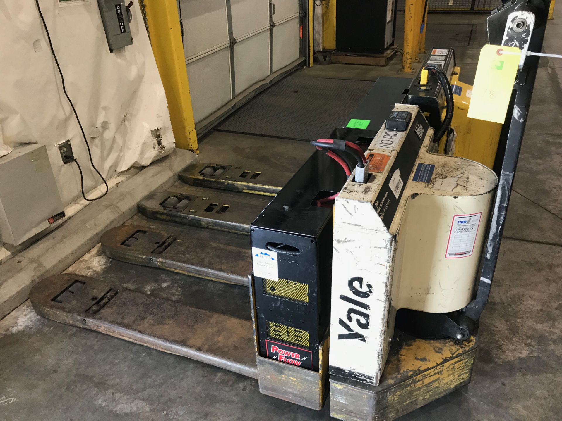 Yale Electric Pallet Jack, Model# MPW040SBN12C2748, Serial# N527083, 12 Volt Battery, 4000 lbs