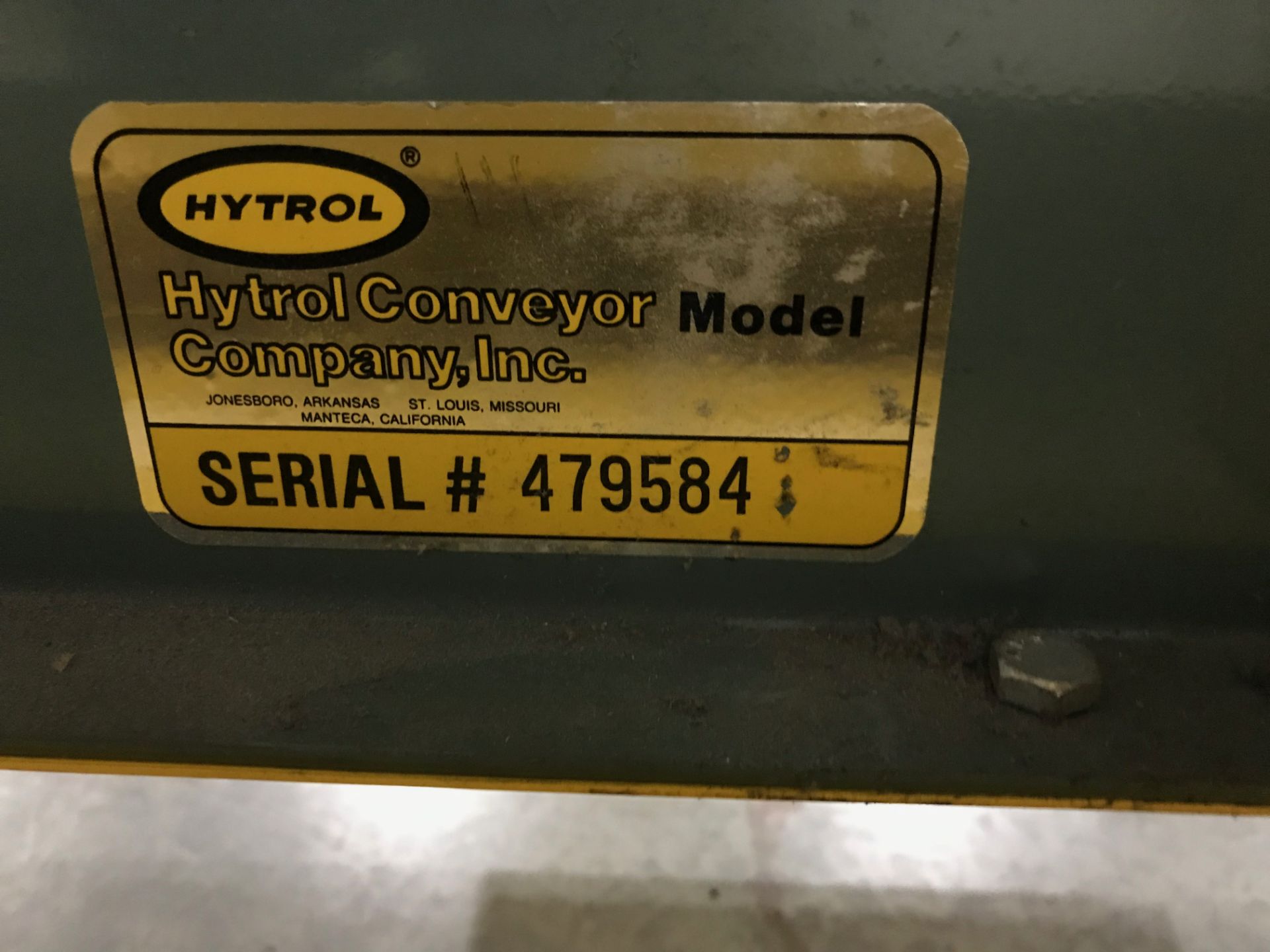 Hytrol Conveyor w/ Varidrive Motor, Approximately 72 ft long x 27 in wide; Serial# 479584 - Image 3 of 4